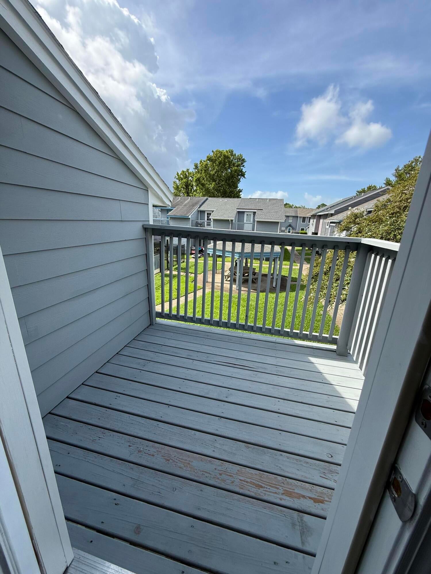 BROWNSVILLE STATION - Residential Lease