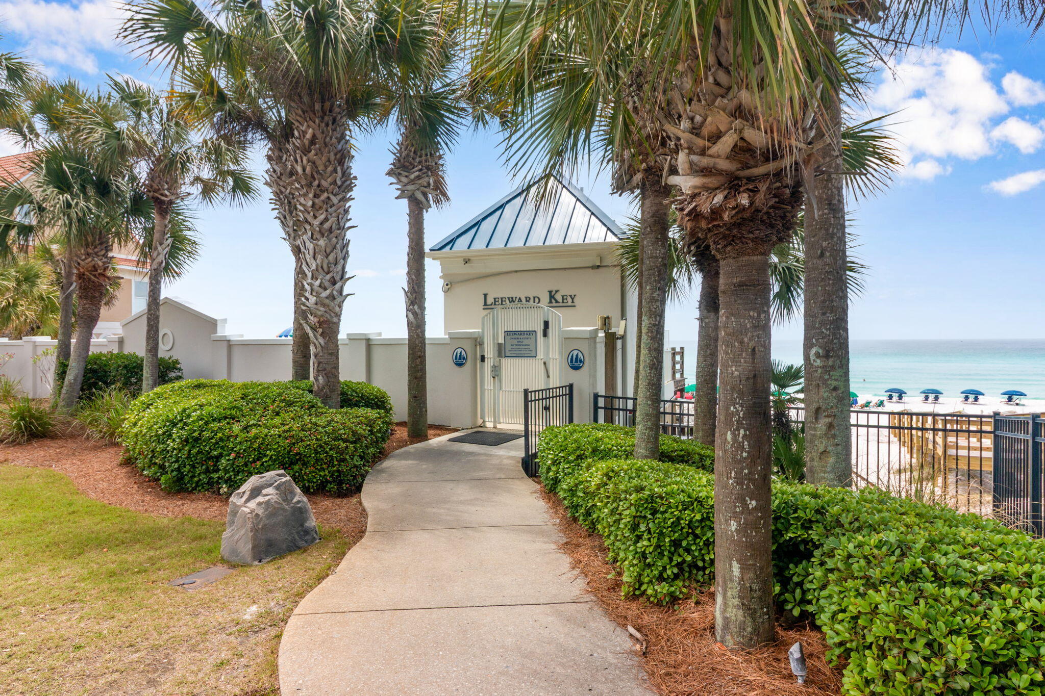 LEEWARD KEY - Residential