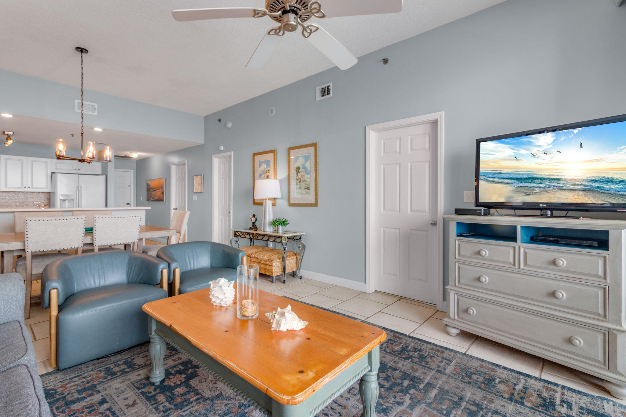 LEEWARD KEY - Residential
