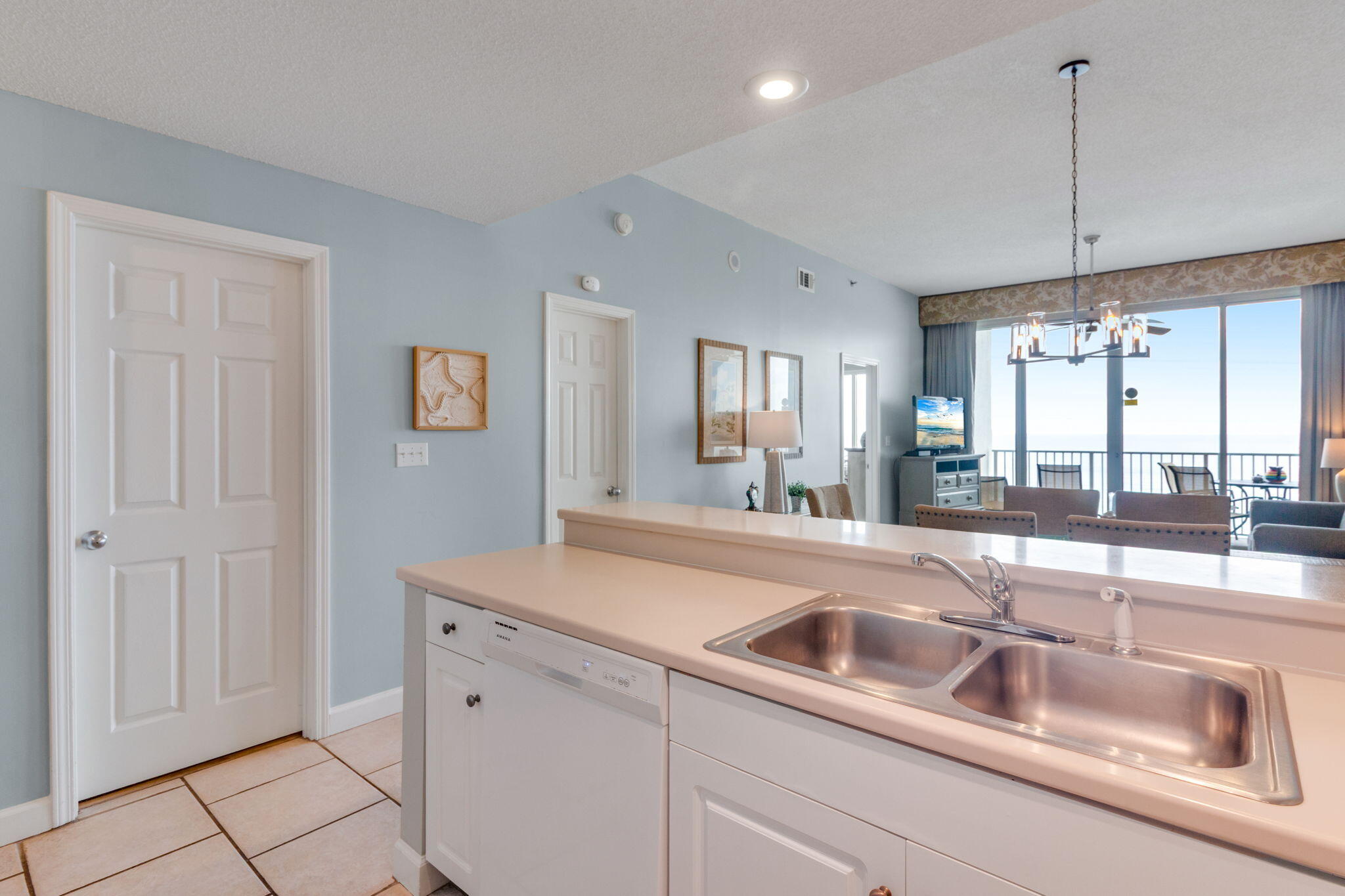 LEEWARD KEY - Residential