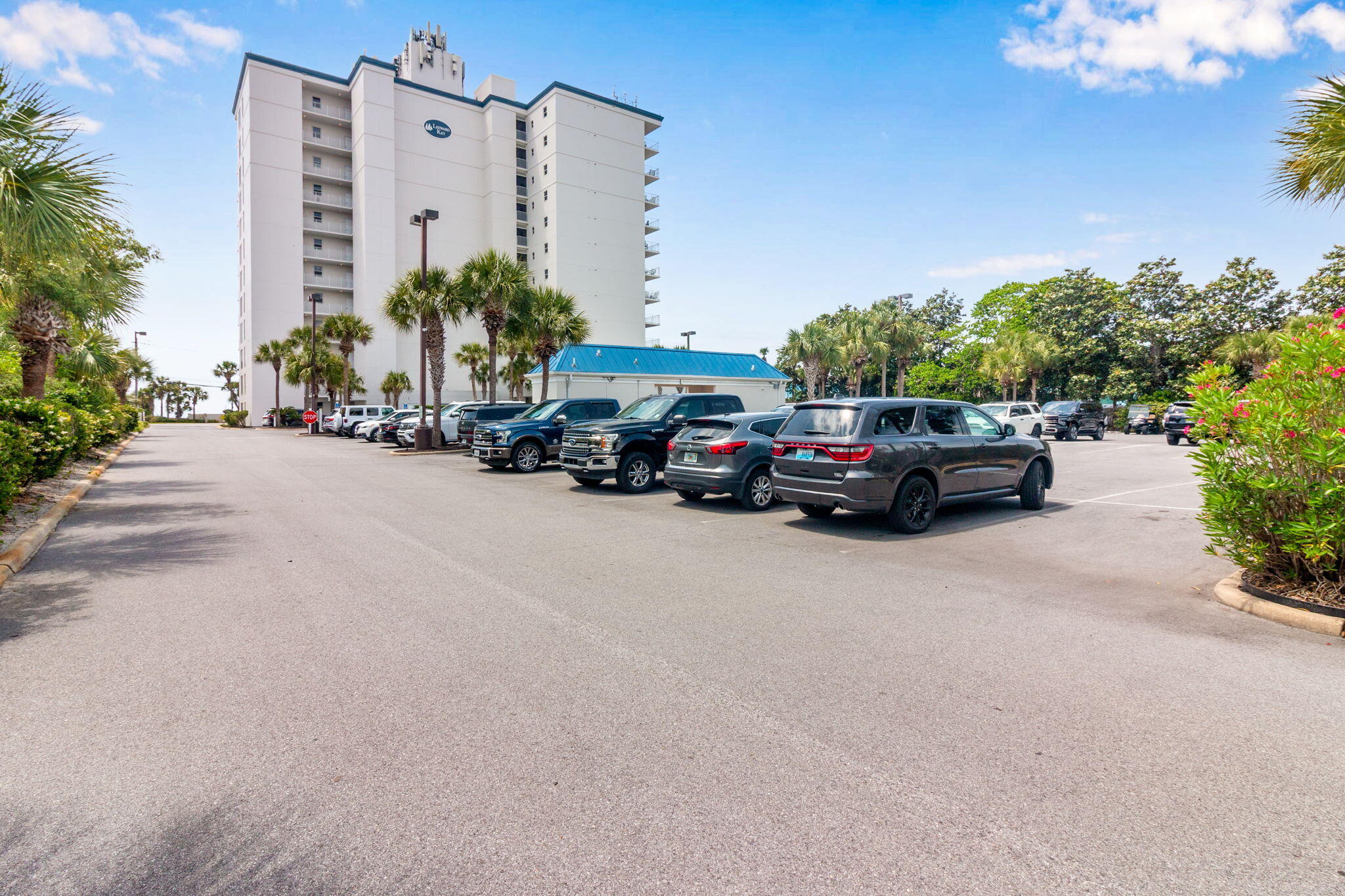 LEEWARD KEY - Residential