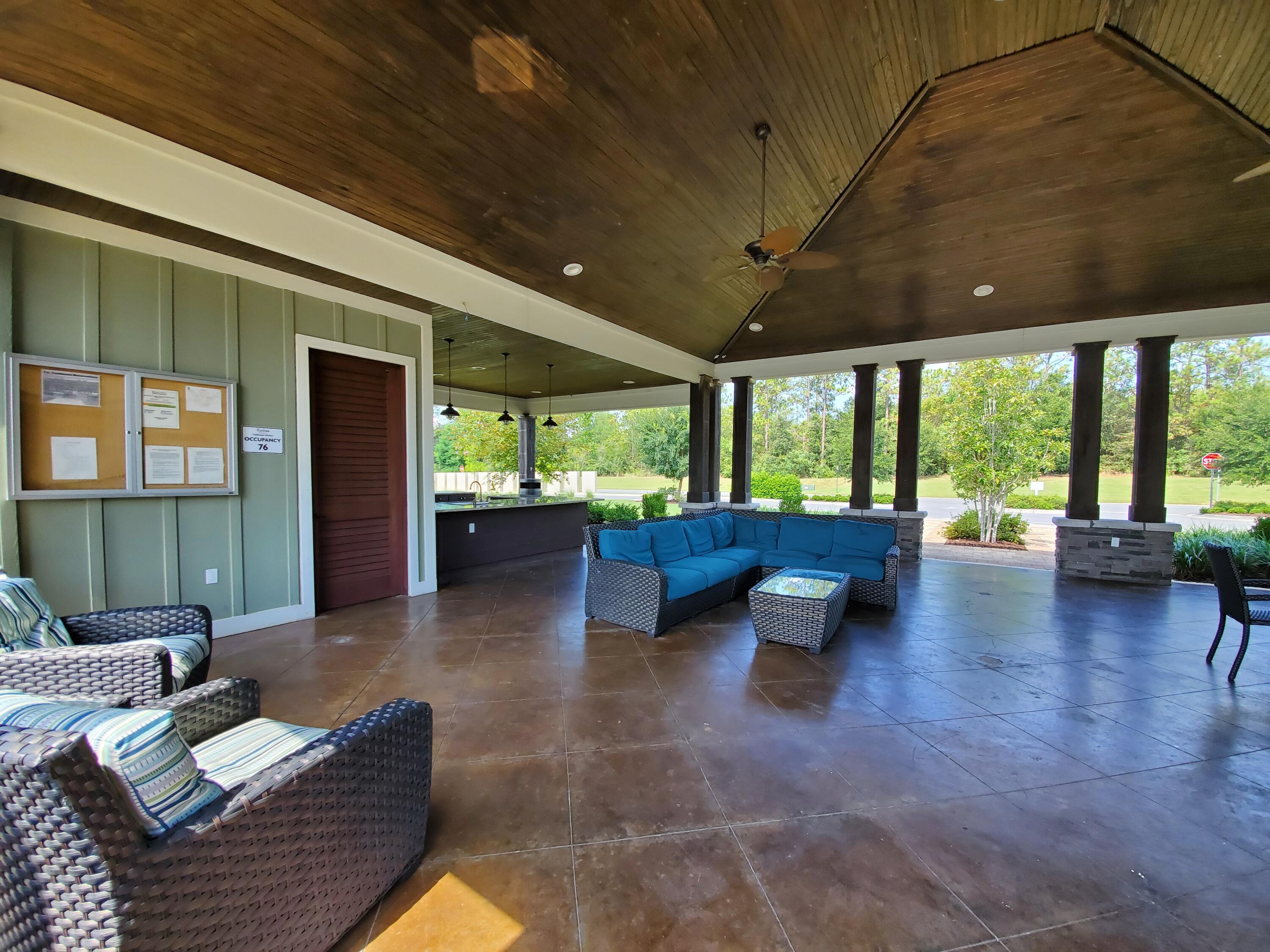 Redstone Commons - Residential Lease
