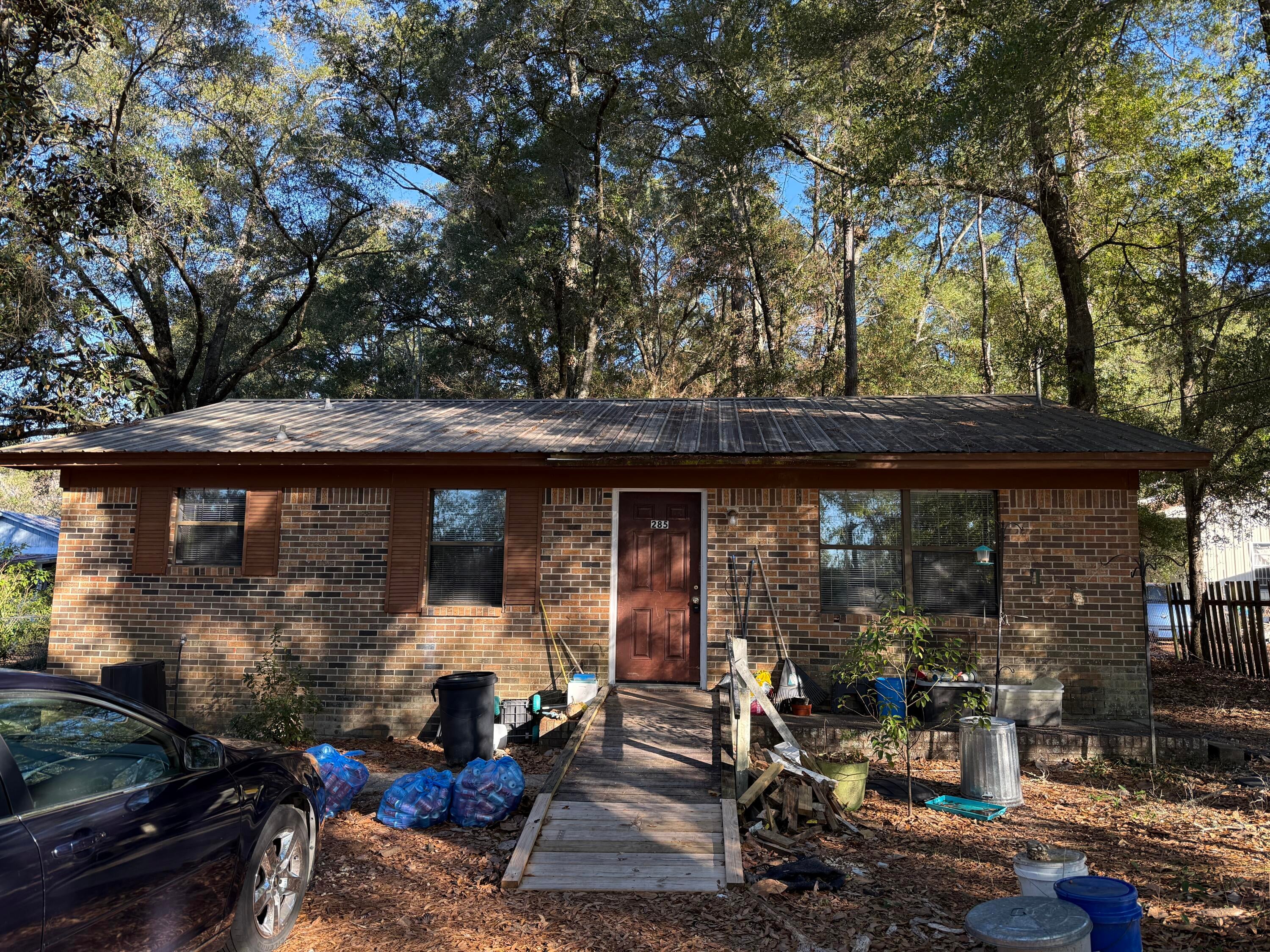 This is an excellent investor opportunity or a low cost home purchase option.  This property is currently rented by a long term renter on a month to month basis. 
Make it your home!

Buyer to verify all pertinent facts and measurements.   Do not use Showing Time.  Please call the agent  for a showing appointment.