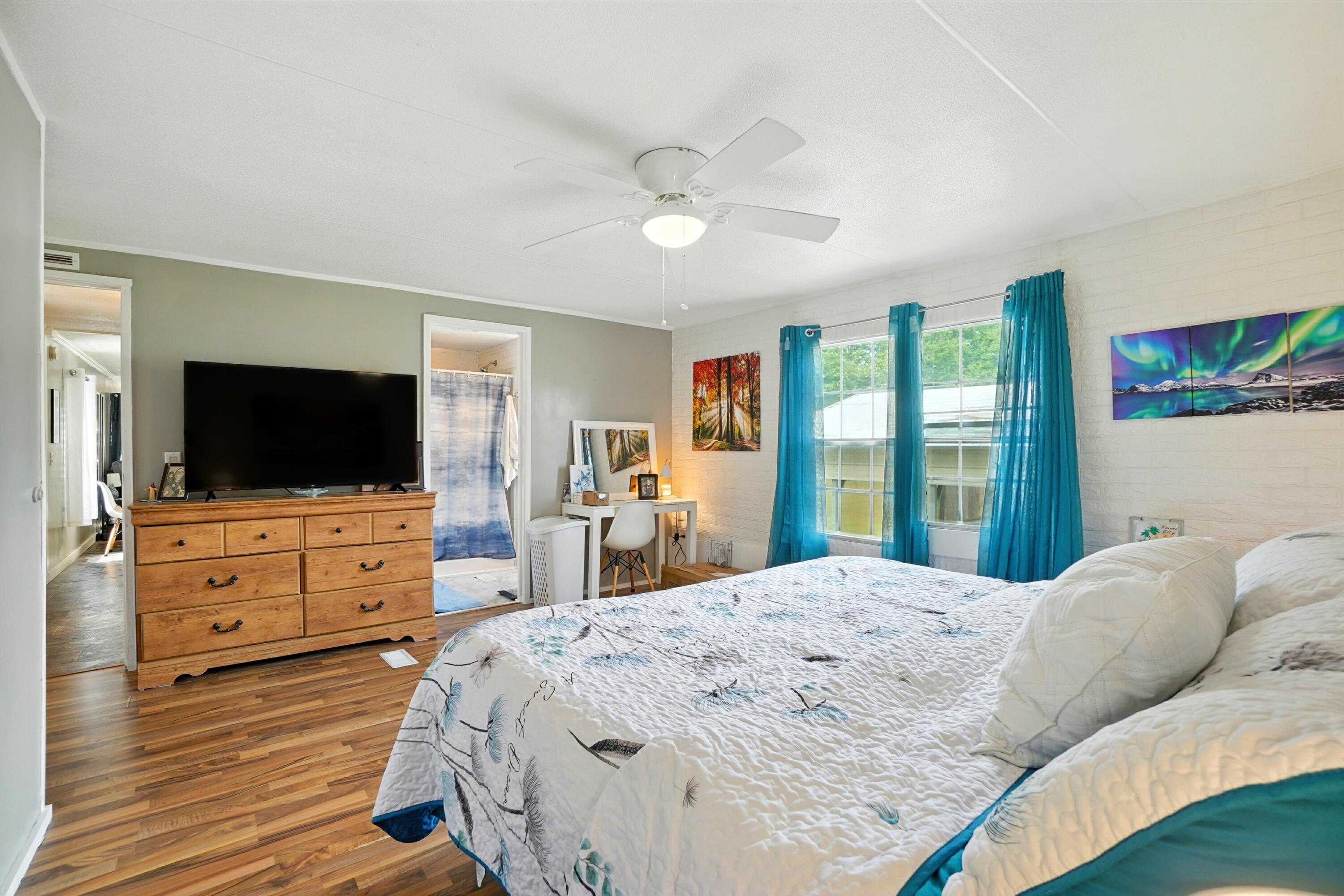 WREN ACRES - Residential