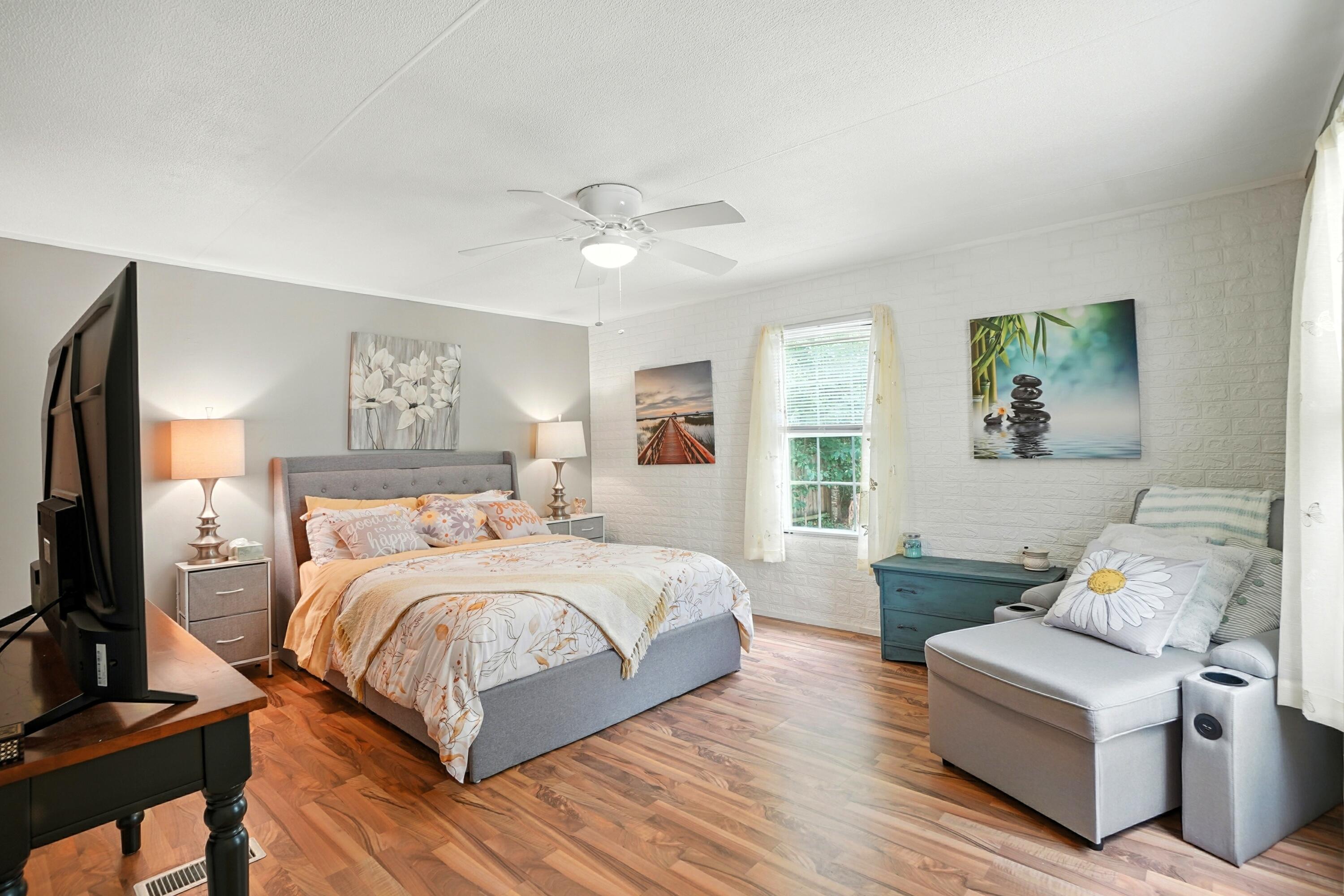 WREN ACRES - Residential