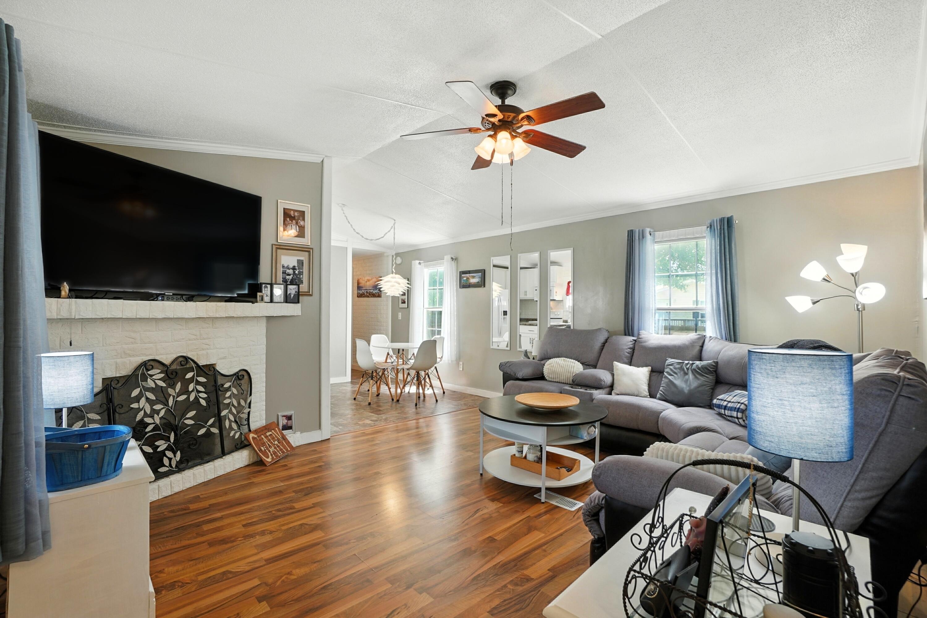 WREN ACRES - Residential