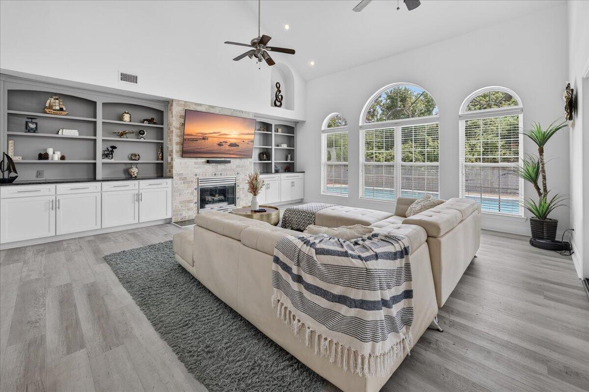EMERALD POINTE PLAT 3 - Residential