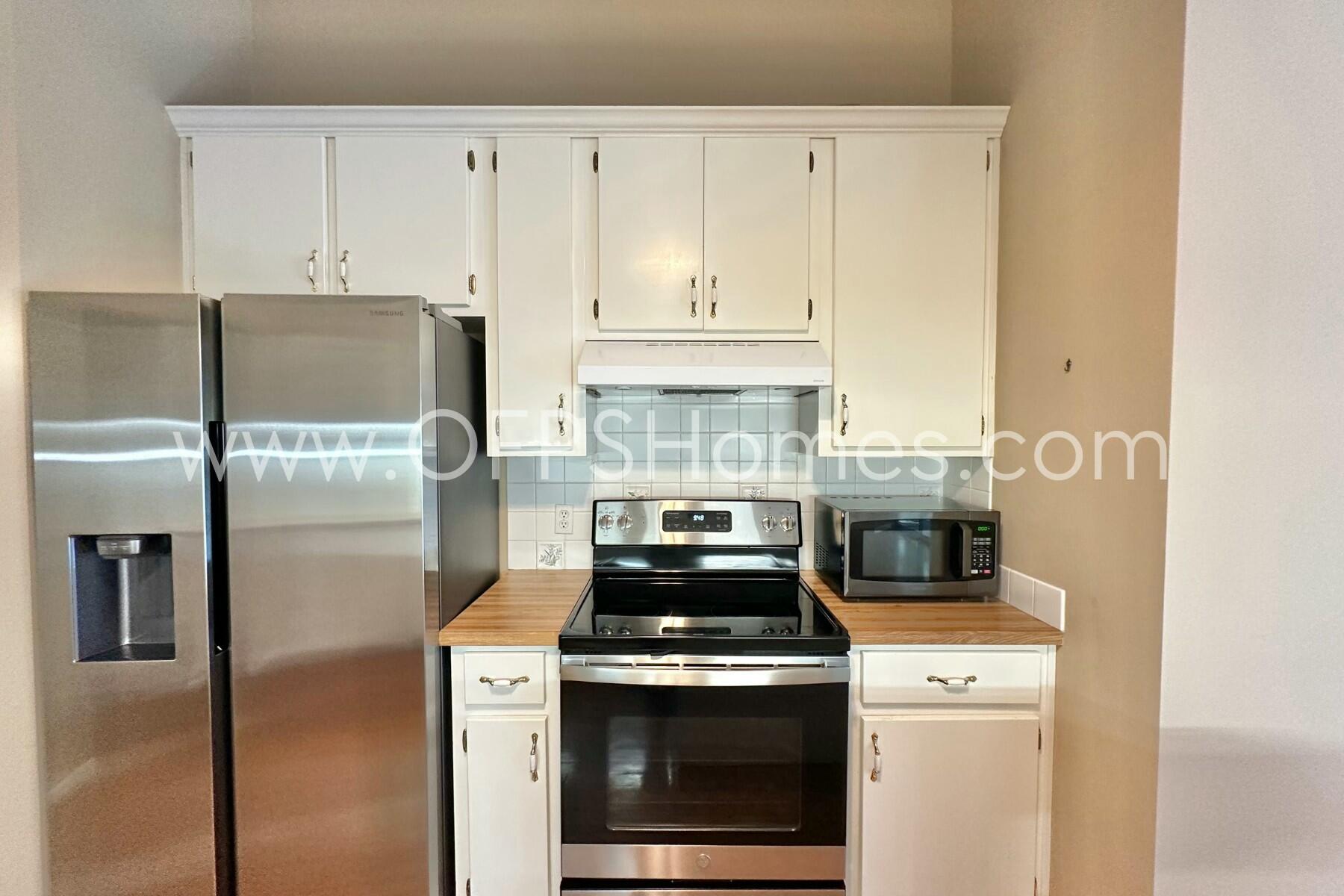 PARKWOOD LANE BLUEWATER BAY - Residential Lease