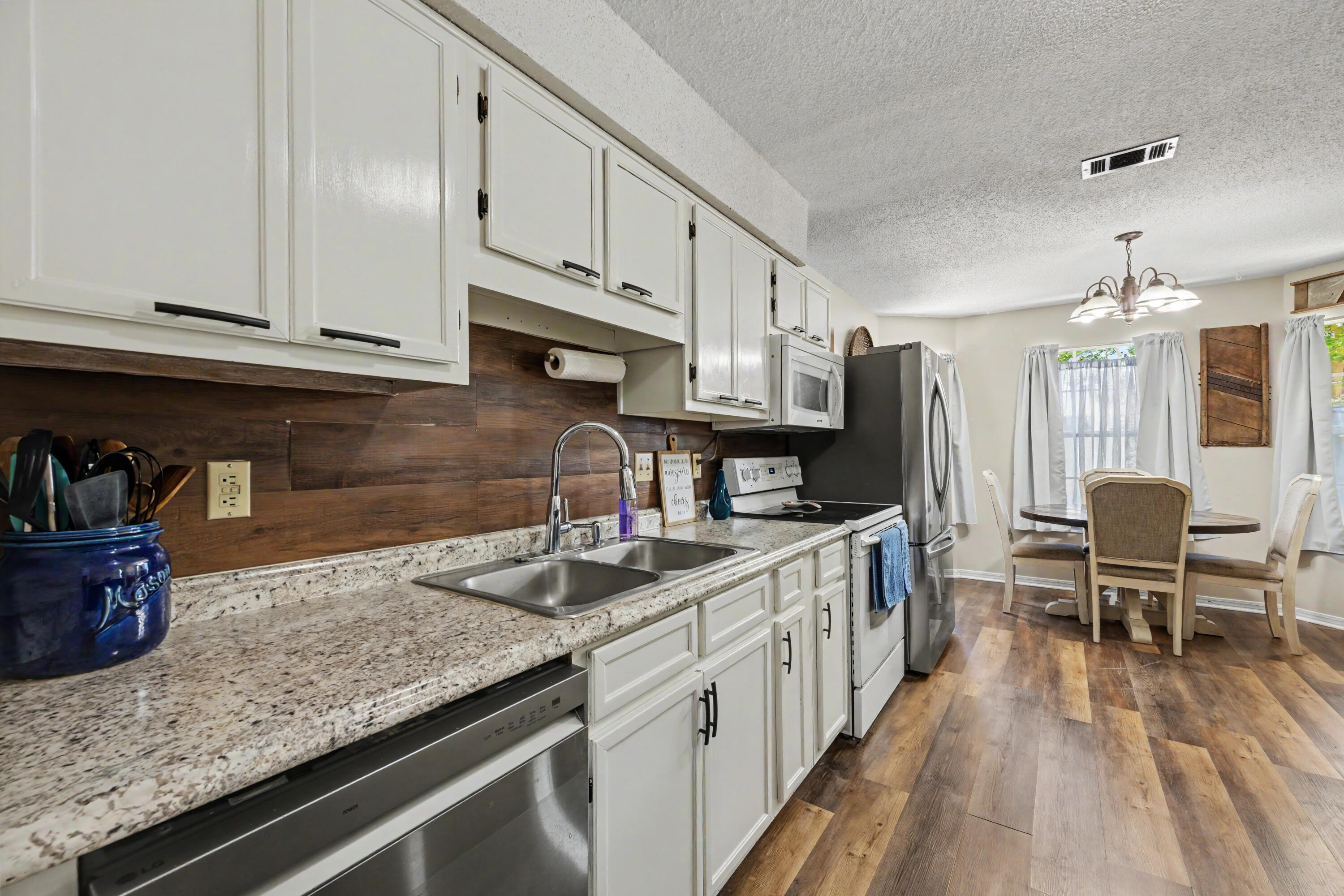 SOUTHVIEW ESTATES PH 2 - Residential