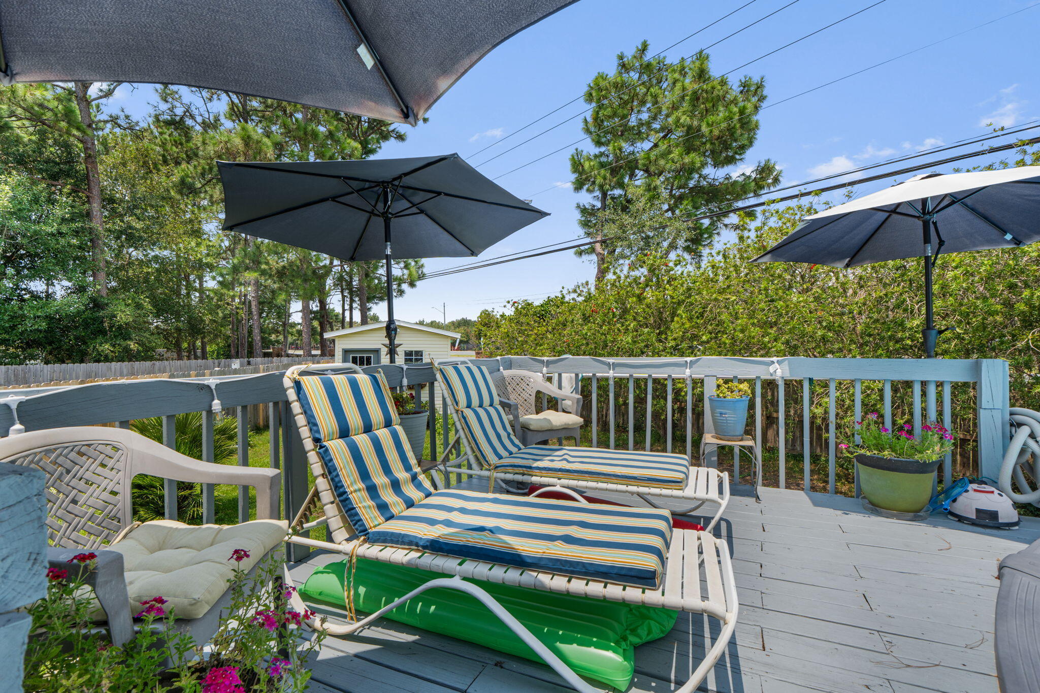LIGHTHOUSE POINTE - Residential