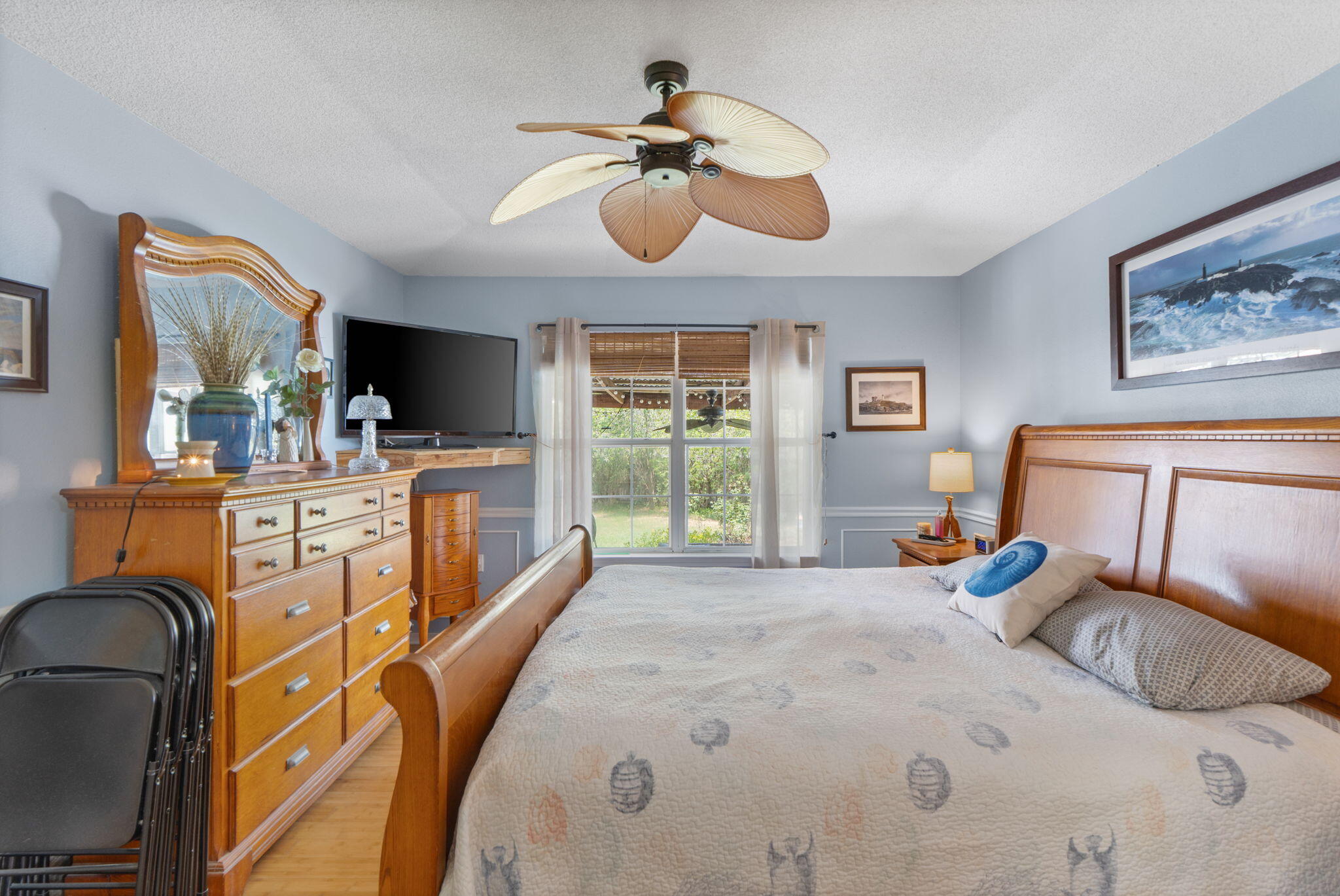 LIGHTHOUSE POINTE - Residential