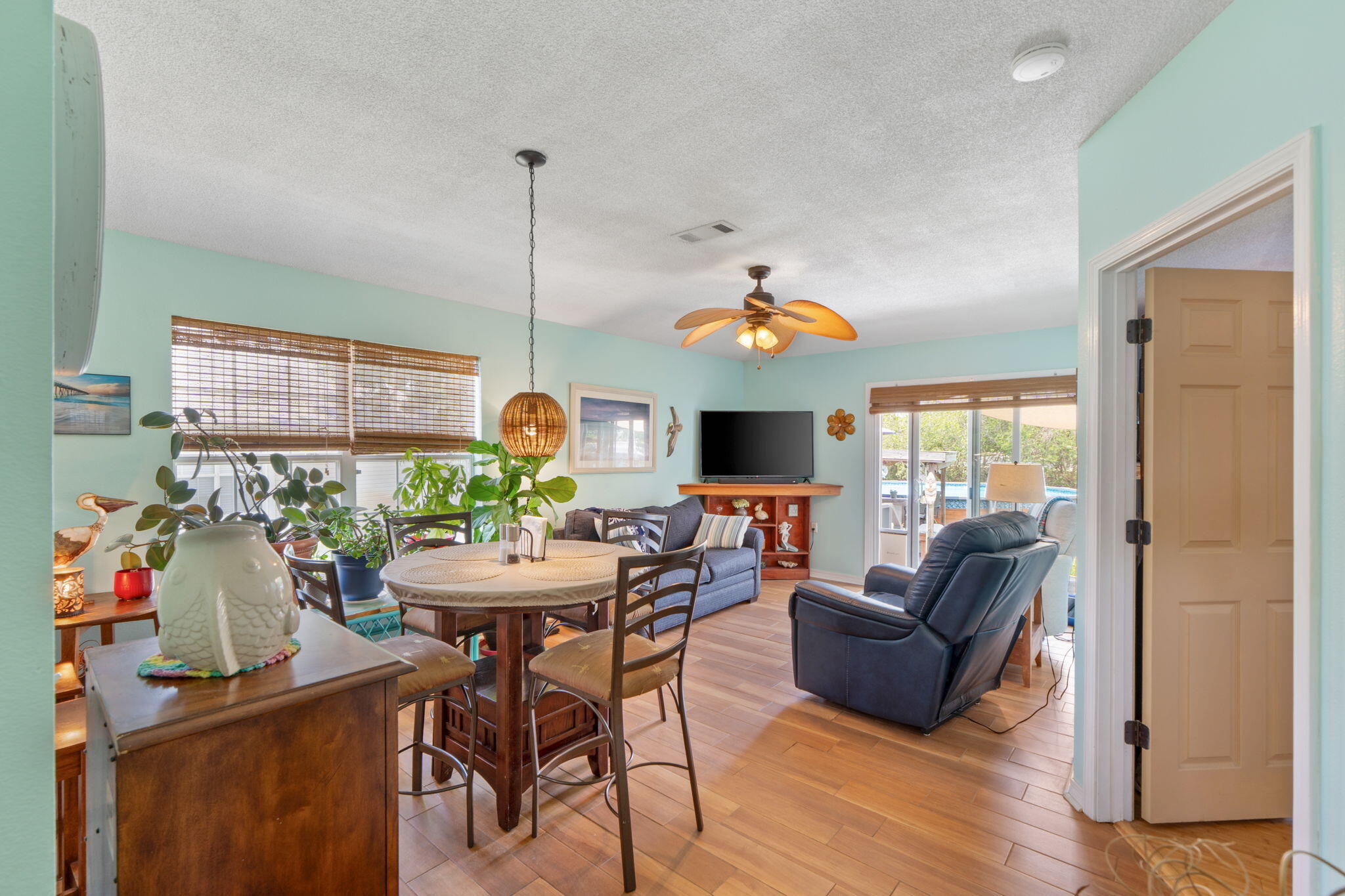 LIGHTHOUSE POINTE - Residential