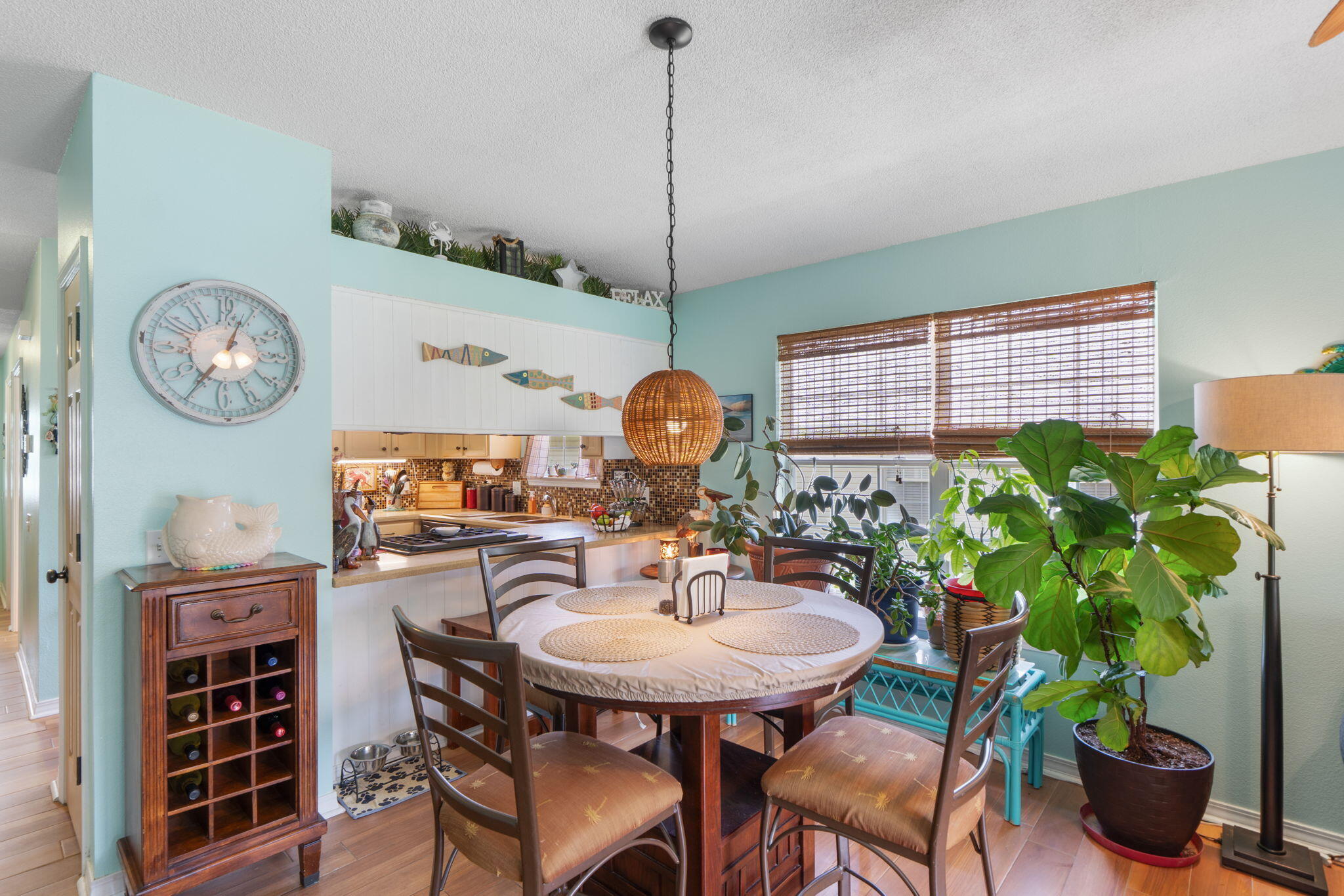 LIGHTHOUSE POINTE - Residential