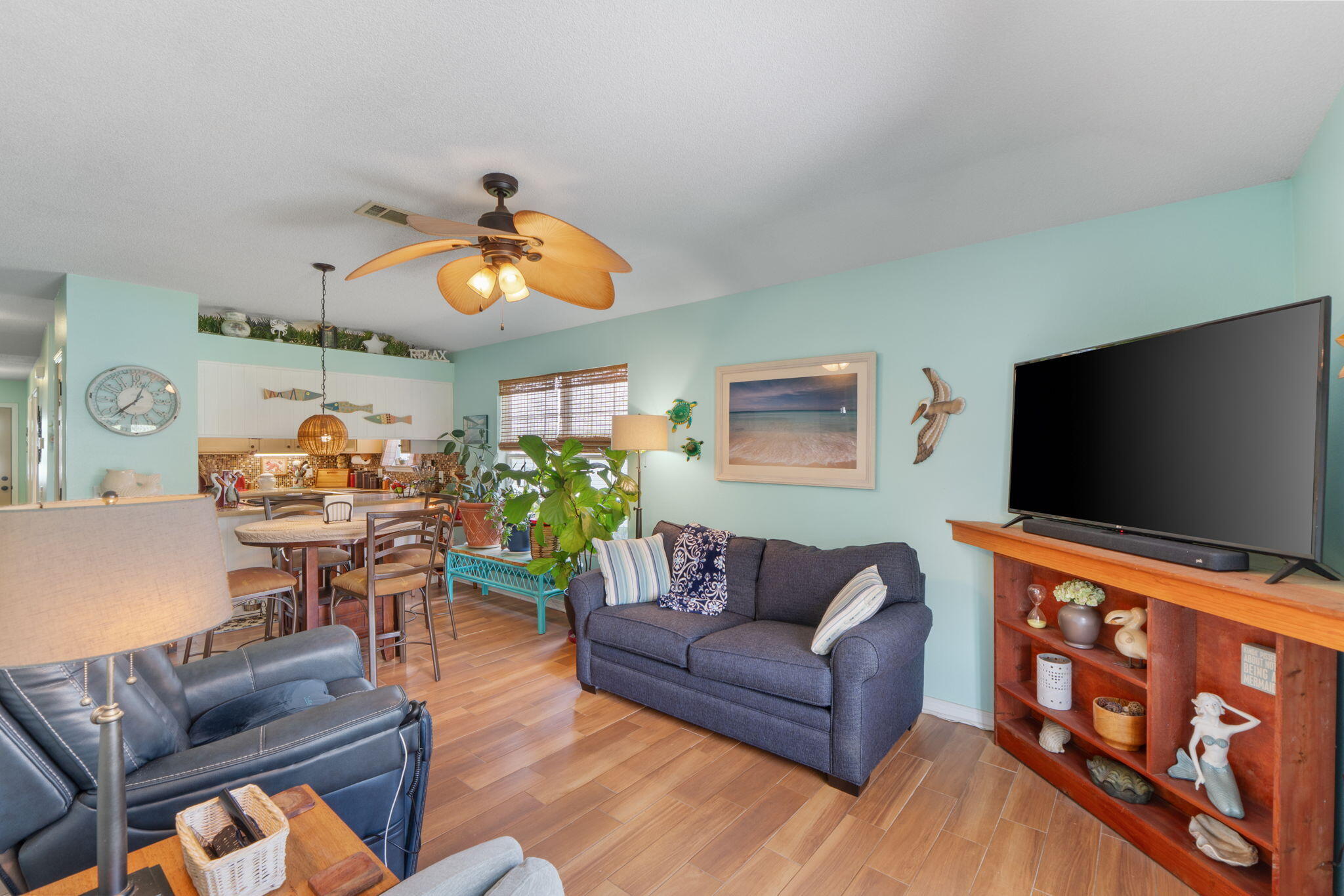 LIGHTHOUSE POINTE - Residential
