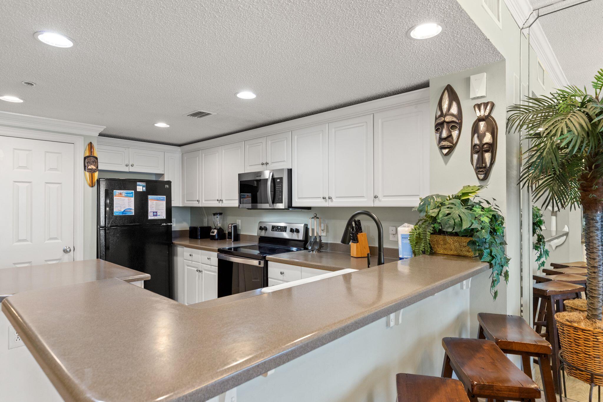 MAJESTIC BEACH TOWERS II - Residential