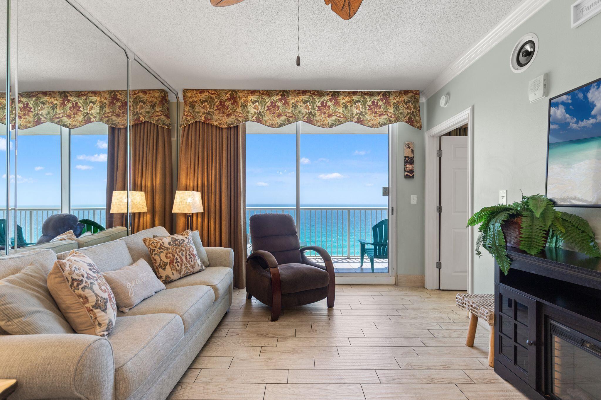MAJESTIC BEACH TOWERS II - Residential