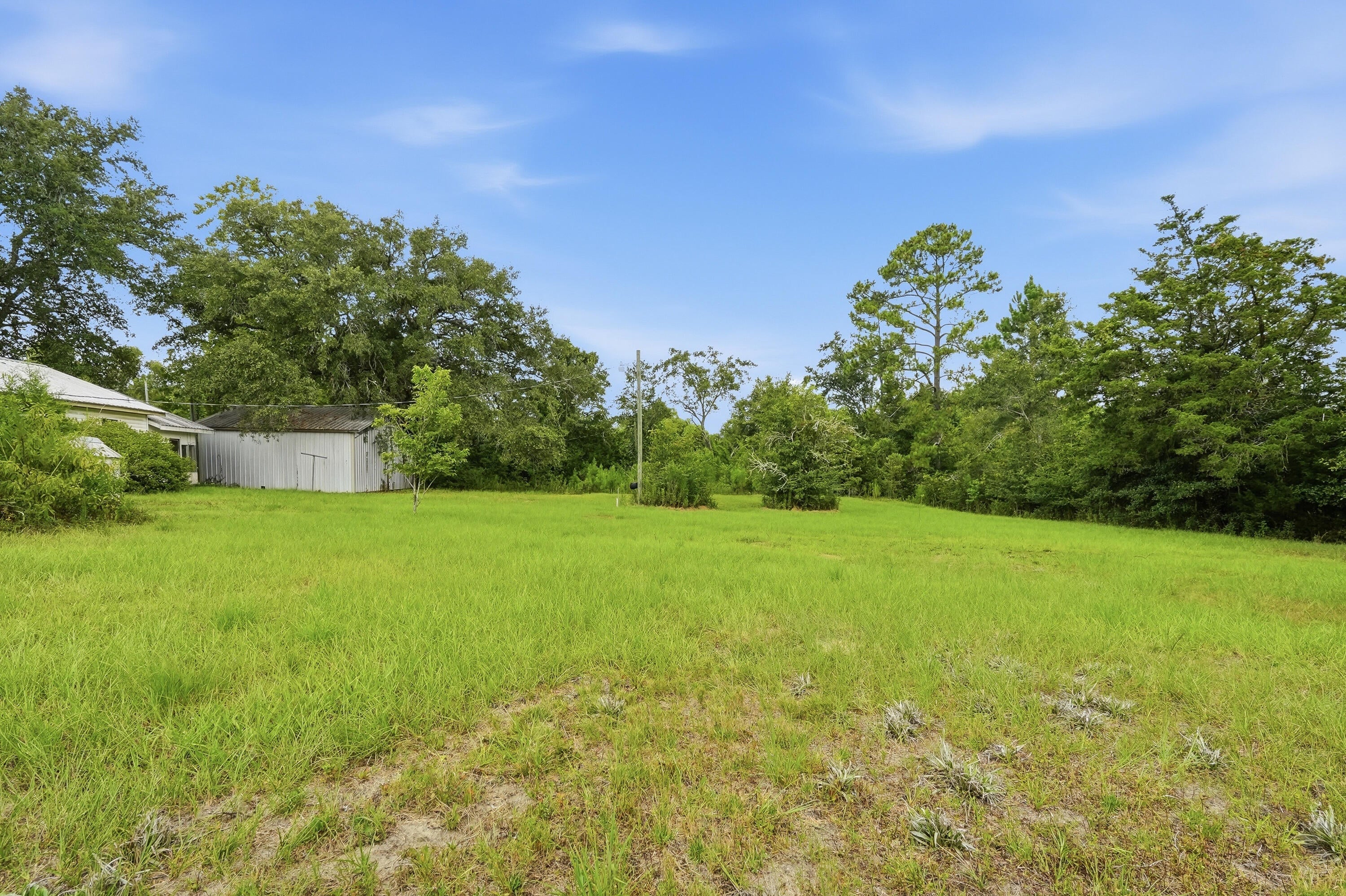 NO RECORDED SUBDIVISION - Residential