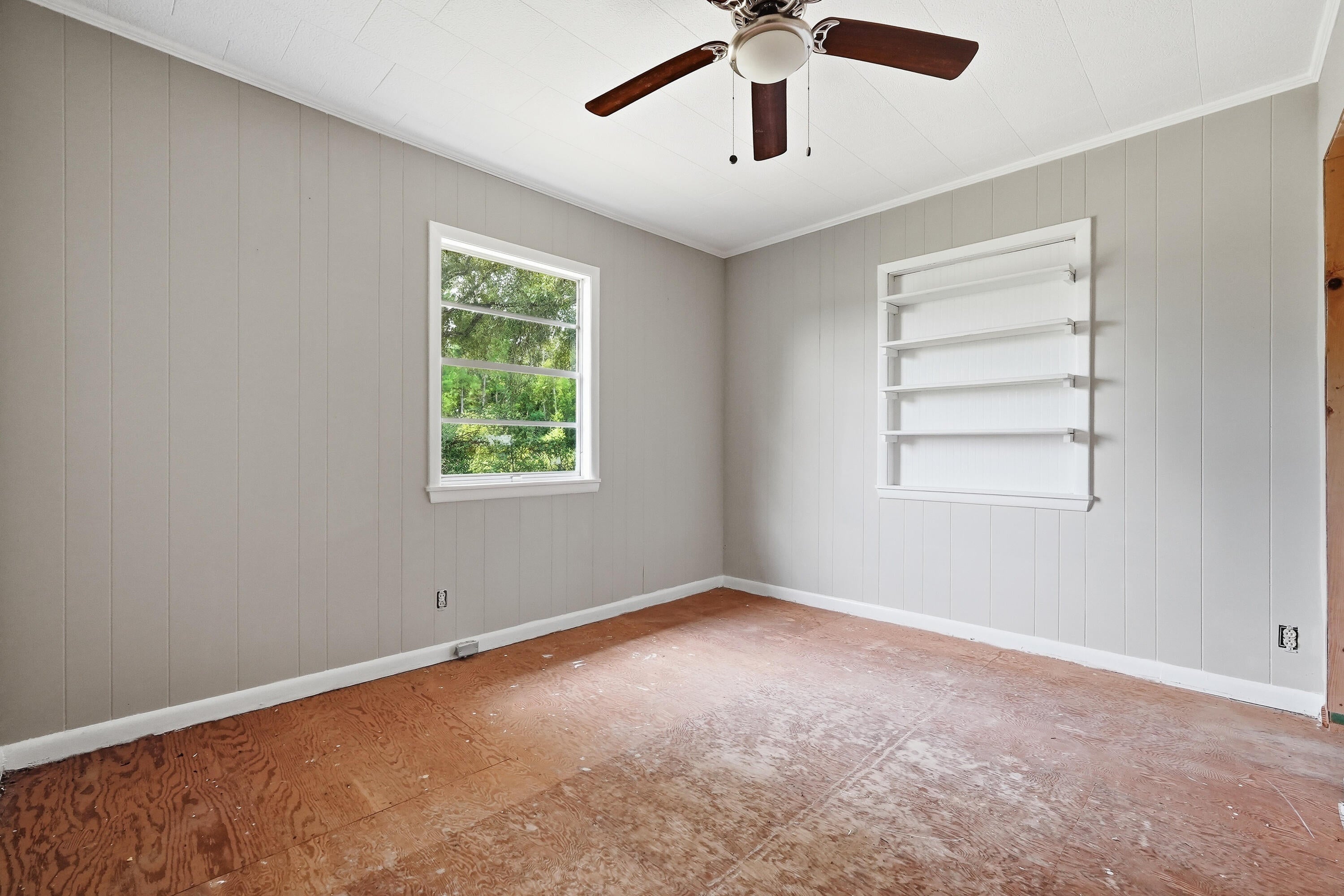 NO RECORDED SUBDIVISION - Residential