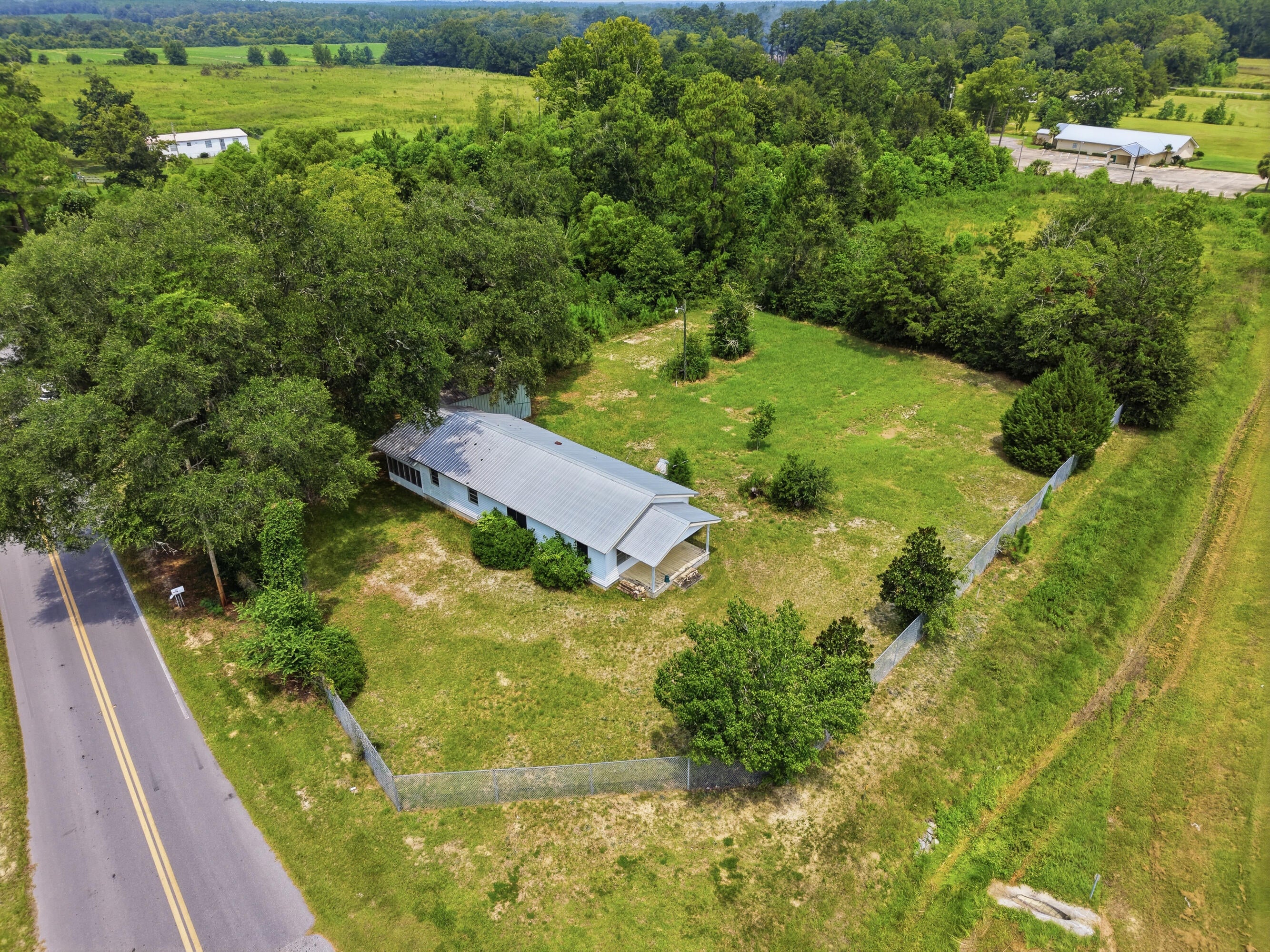 NO RECORDED SUBDIVISION - Residential