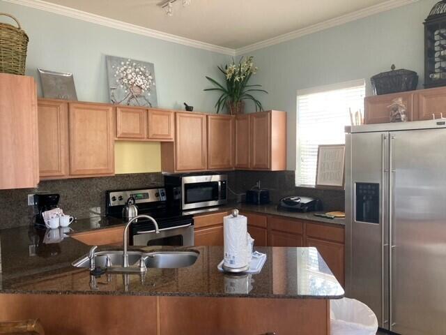 CRYSTAL COVE - Residential Lease