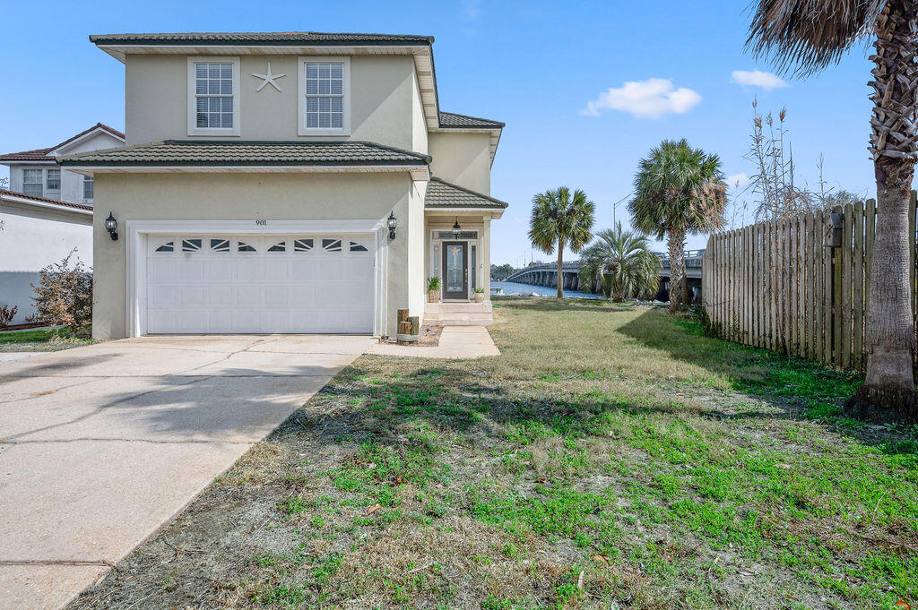 LIGHTHOUSE POINTE - Residential