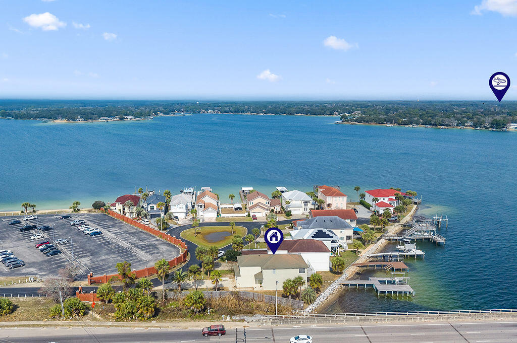 LIGHTHOUSE POINTE - Residential