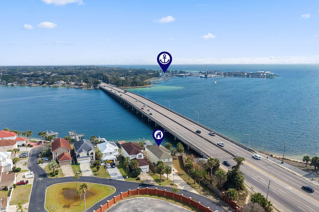 LIGHTHOUSE POINTE - Residential