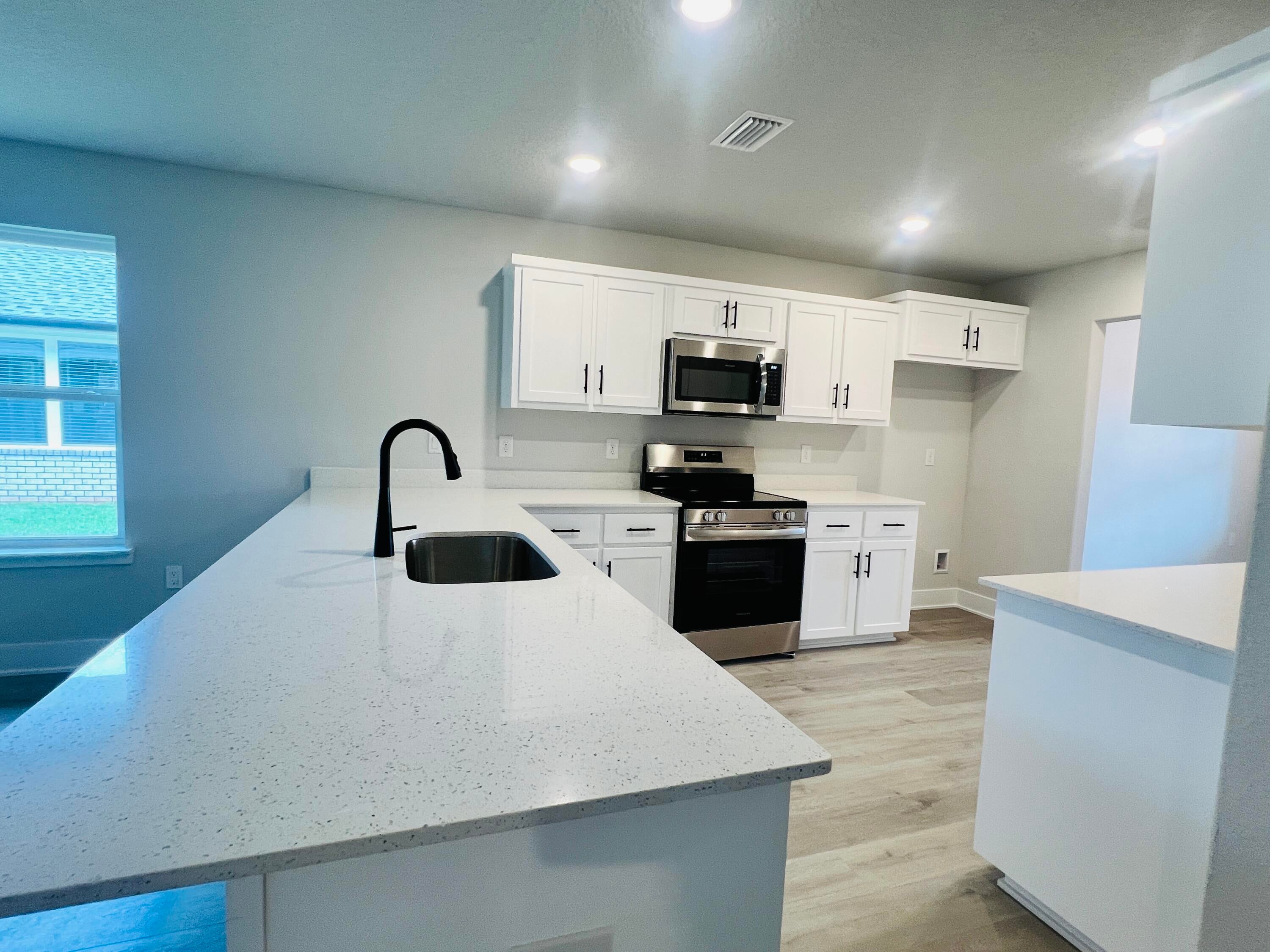 HIDDEN PINES PH 1 - Residential