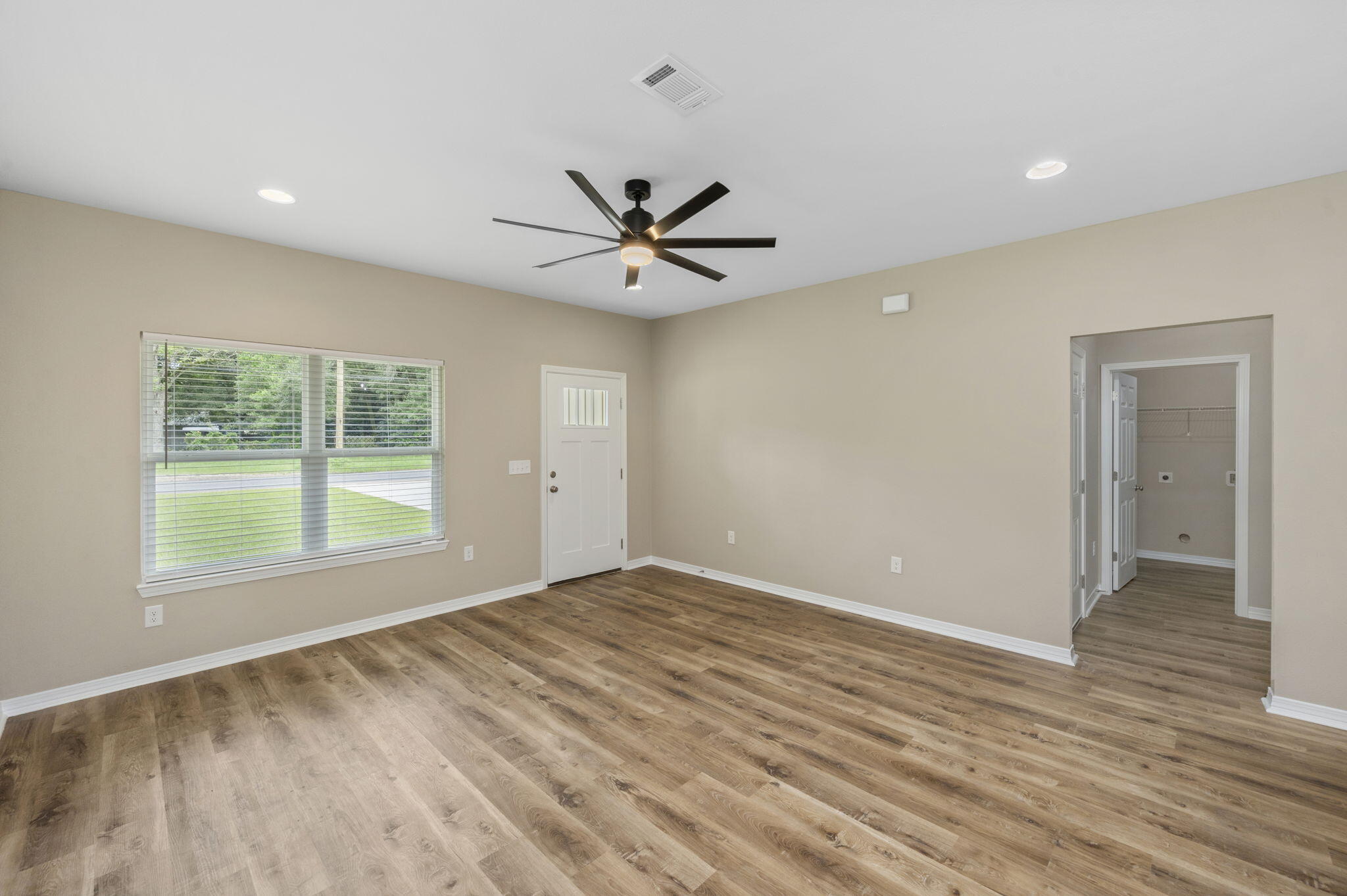 CRESTVIEW - Residential