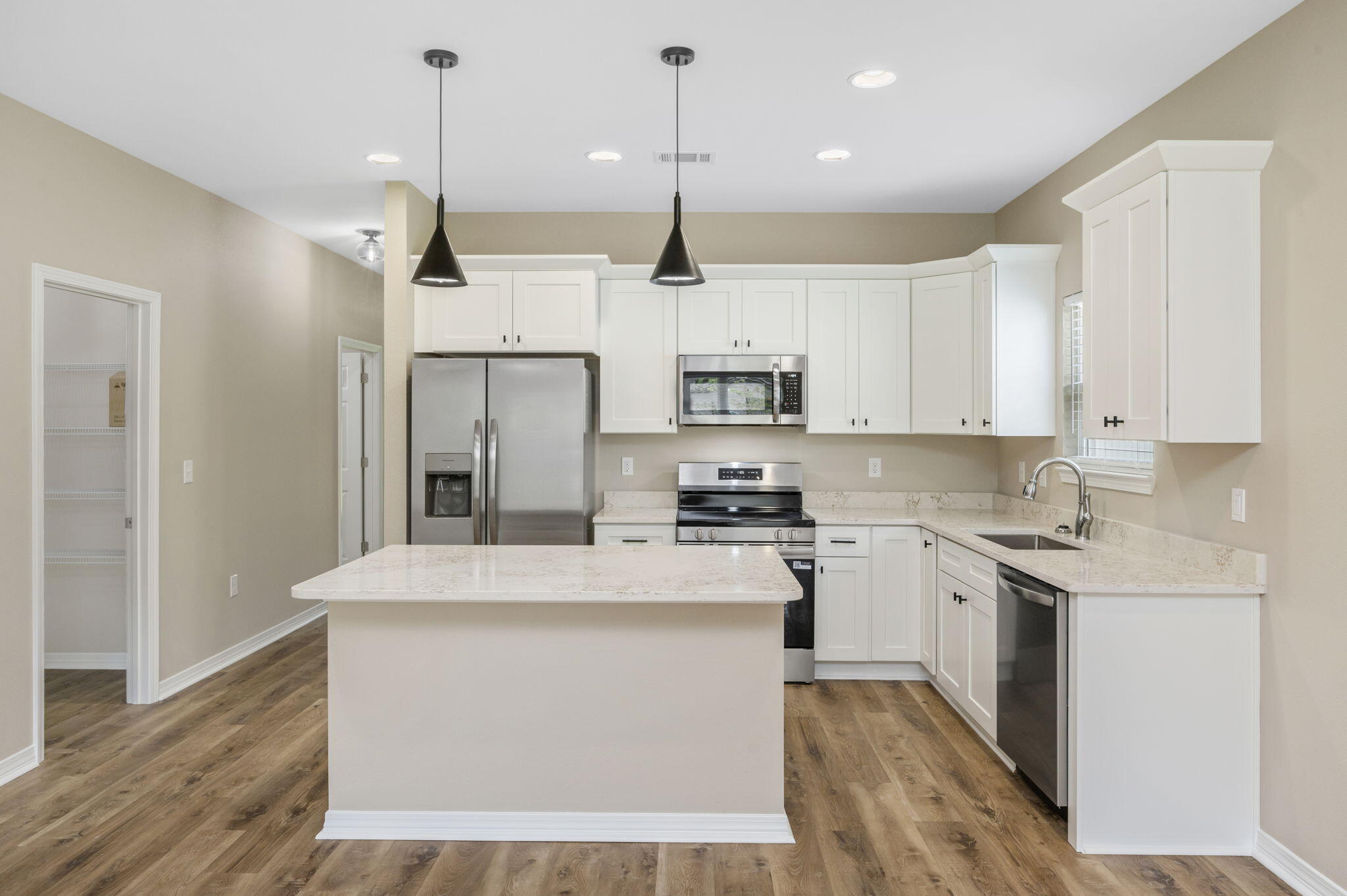 CRESTVIEW - Residential