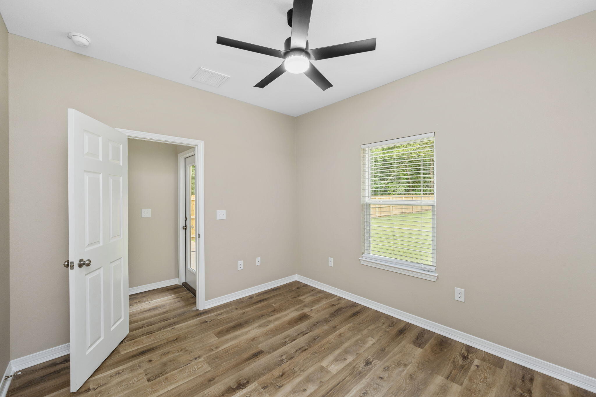 CRESTVIEW - Residential
