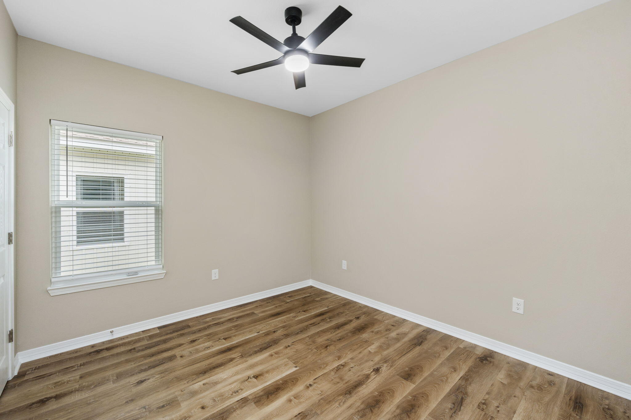 CRESTVIEW - Residential