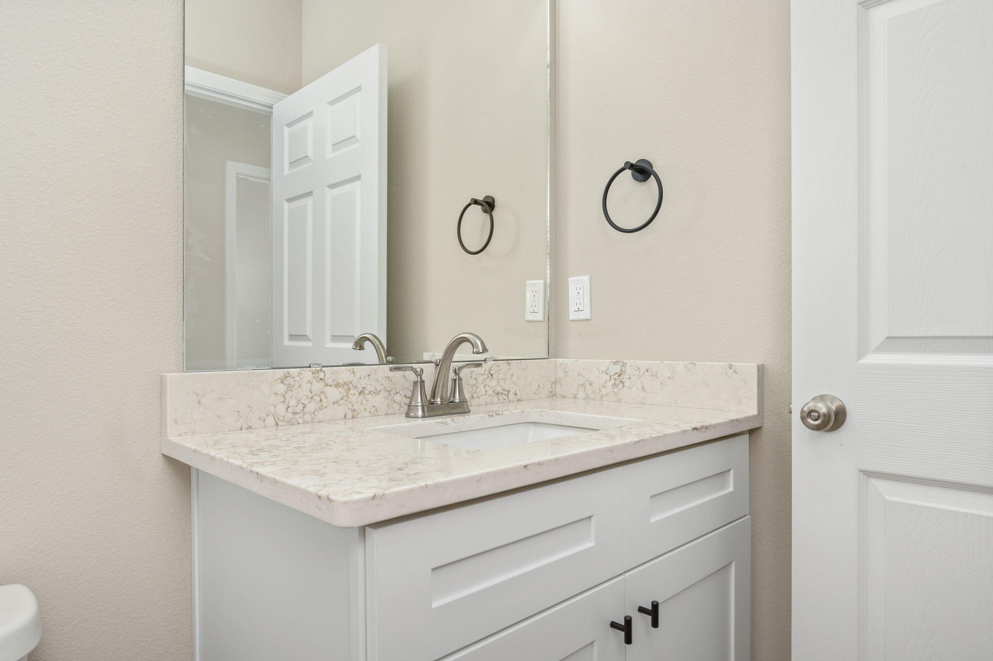 CRESTVIEW - Residential