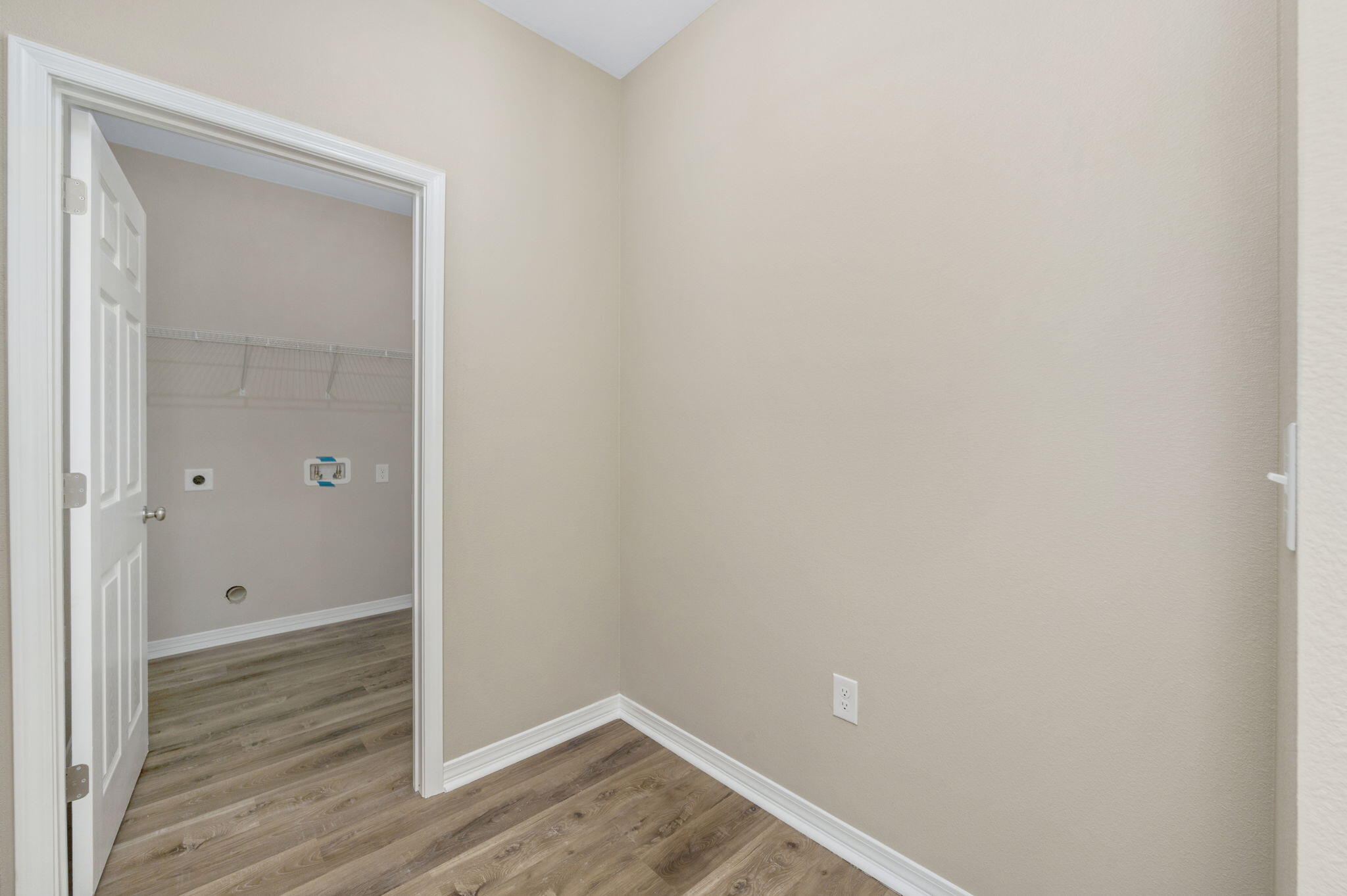 CRESTVIEW - Residential