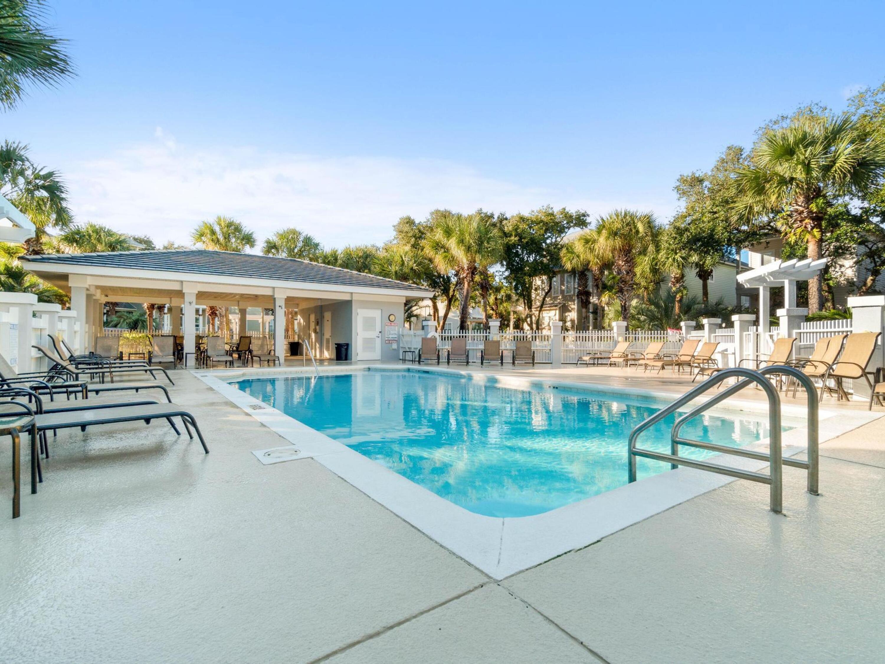 OLD FLORIDA COTTAGES - Residential