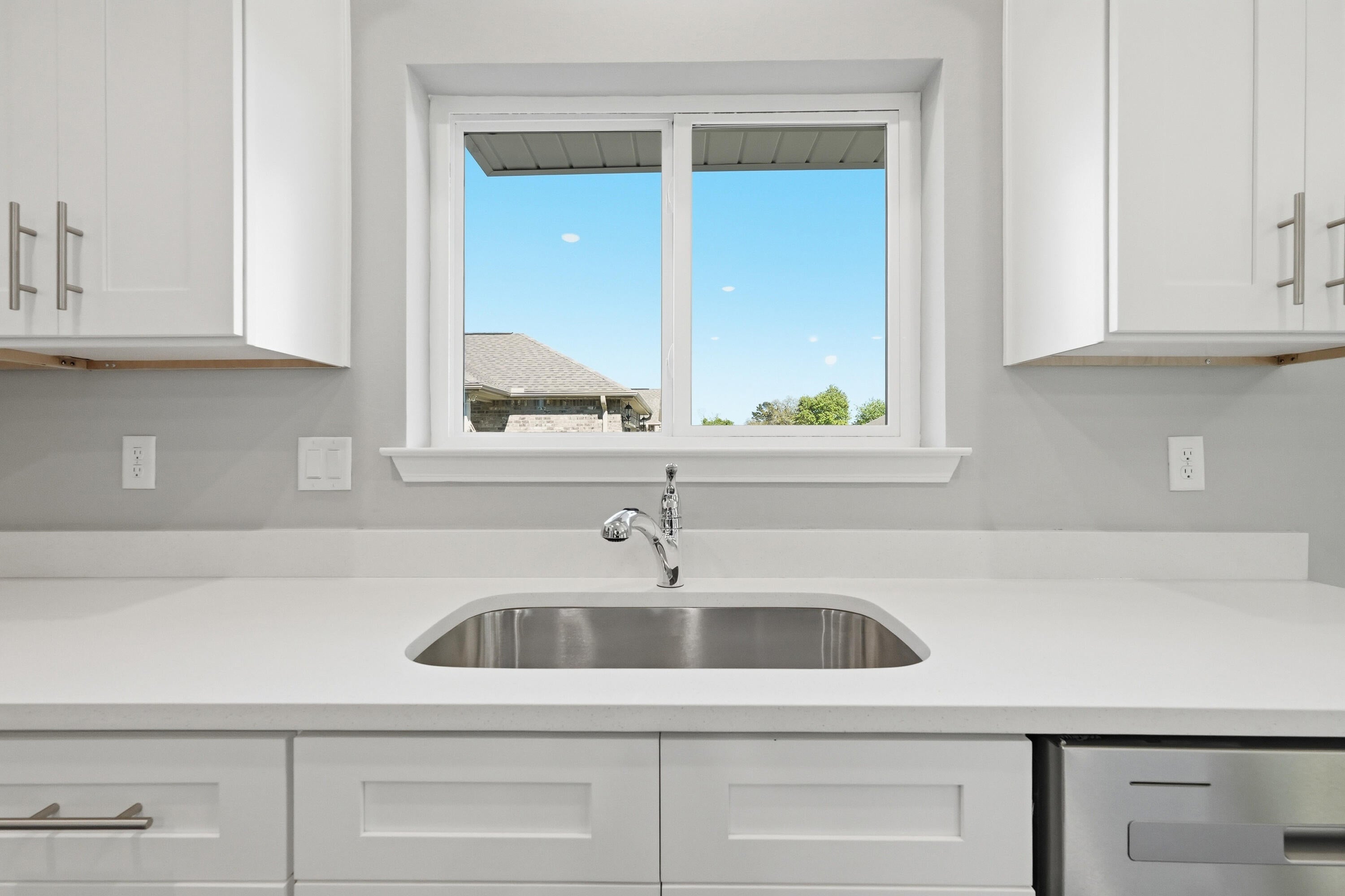 Vicki Leigh T/H - Residential