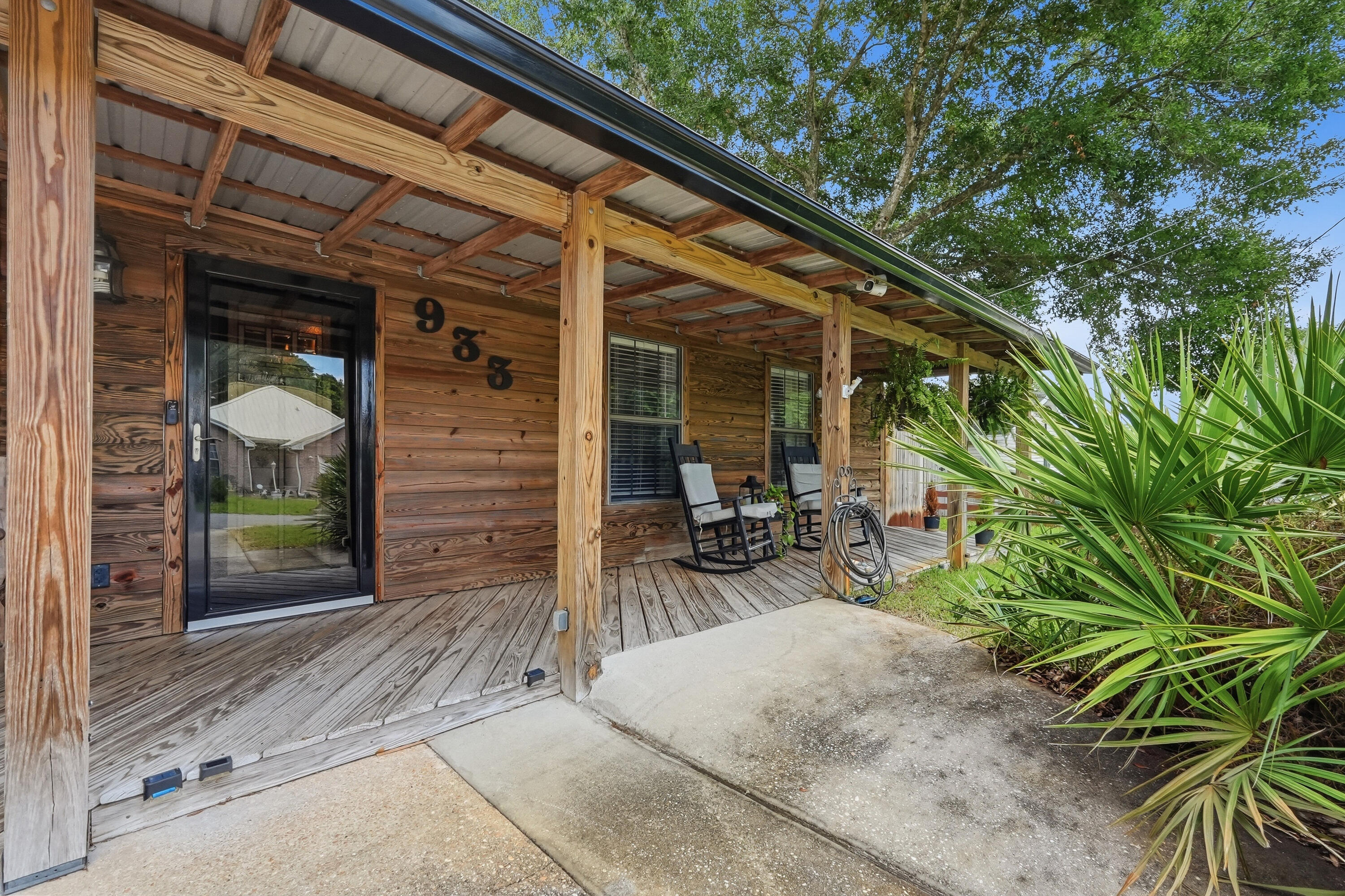 TOM BARROWS - Residential