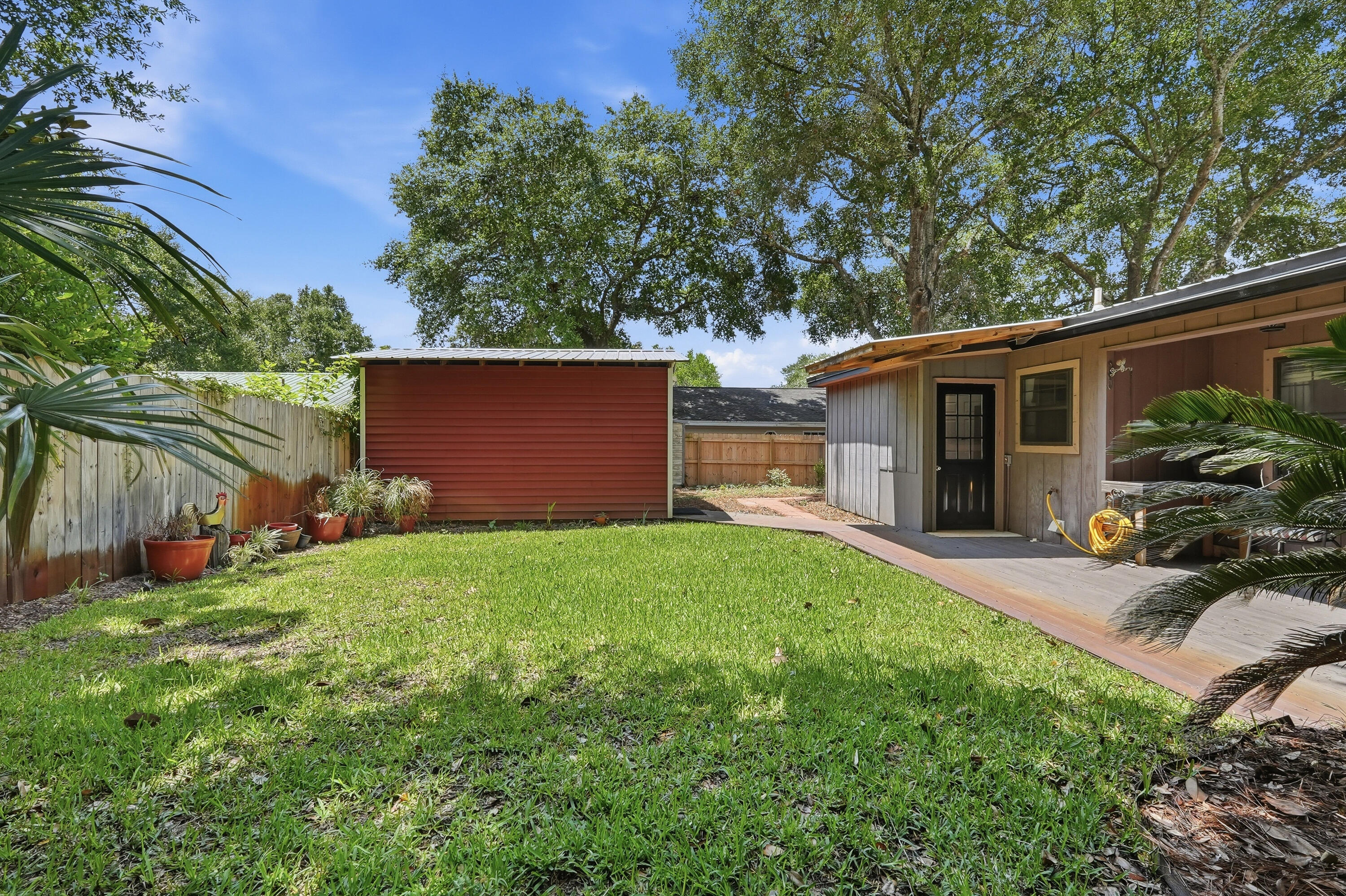 TOM BARROWS - Residential