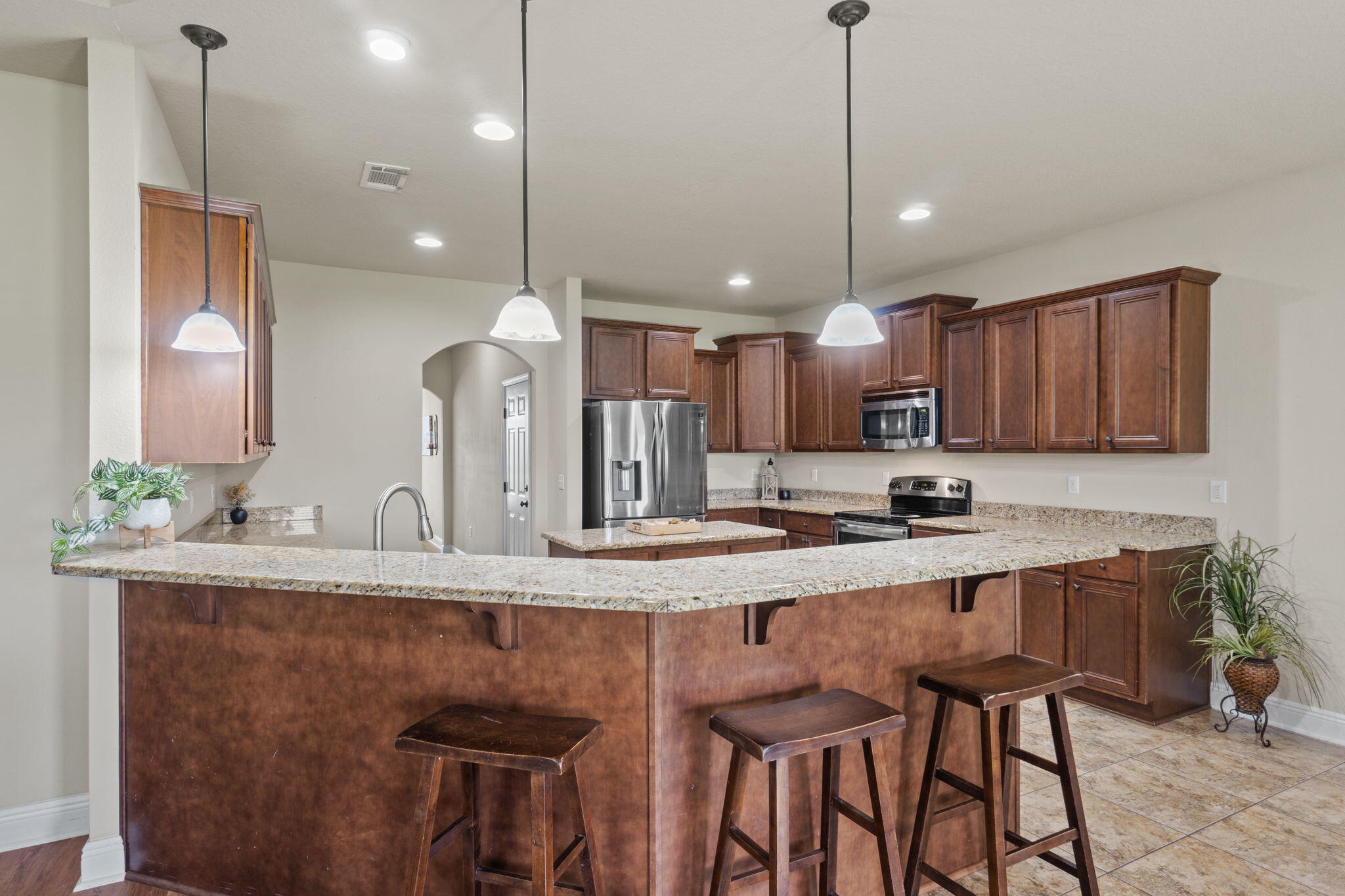 BROWNSTONE MANOR - Residential