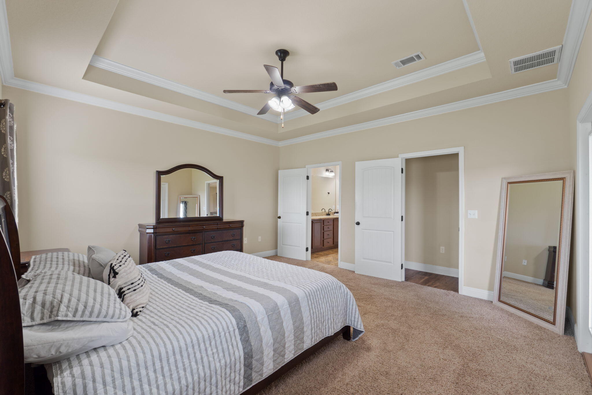 BROWNSTONE MANOR - Residential