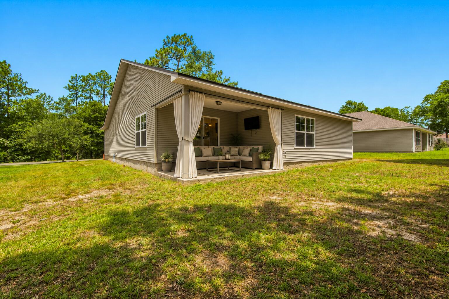HUNTERS RIDGE - Residential