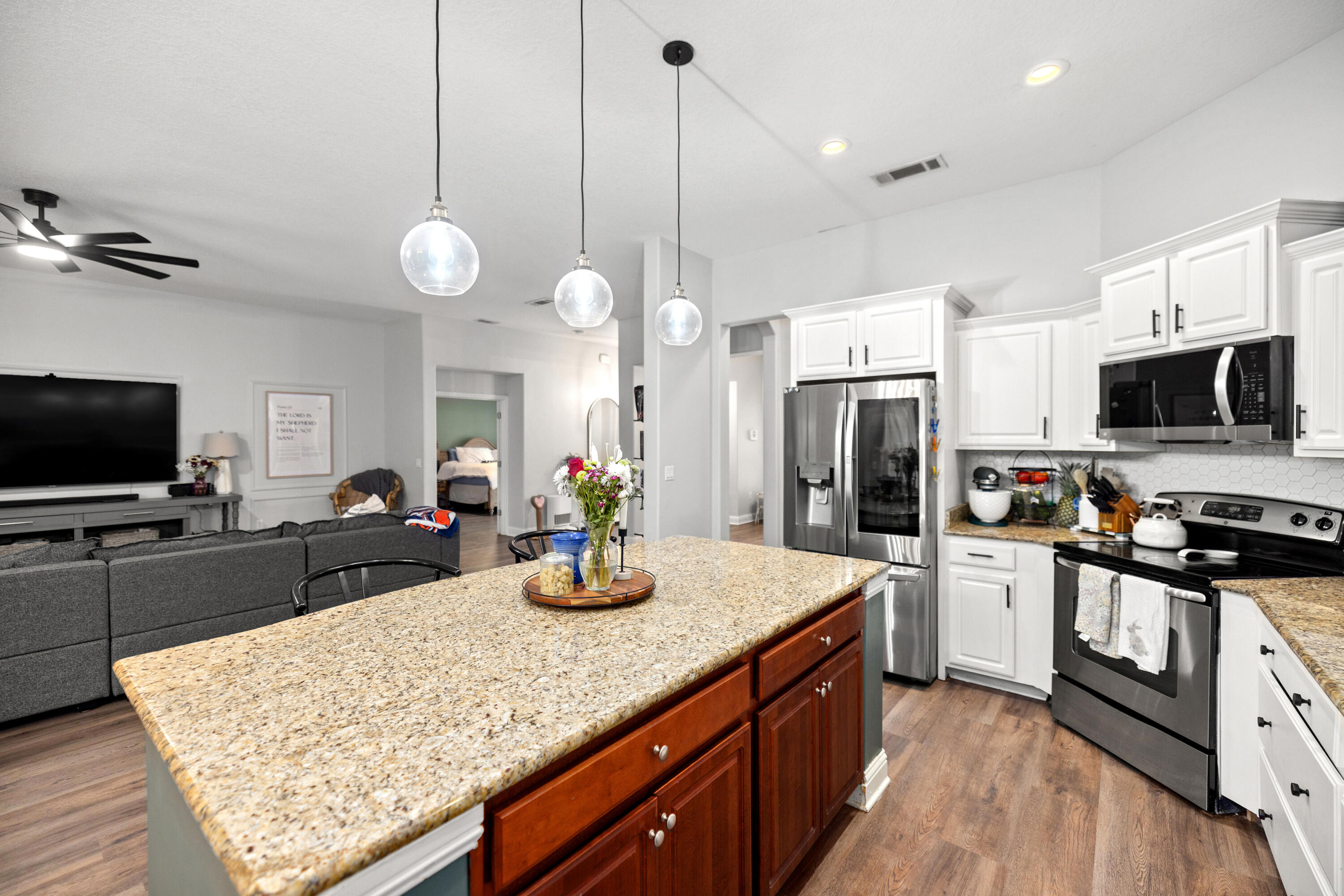 BROOKE ESTATES PH III - Residential