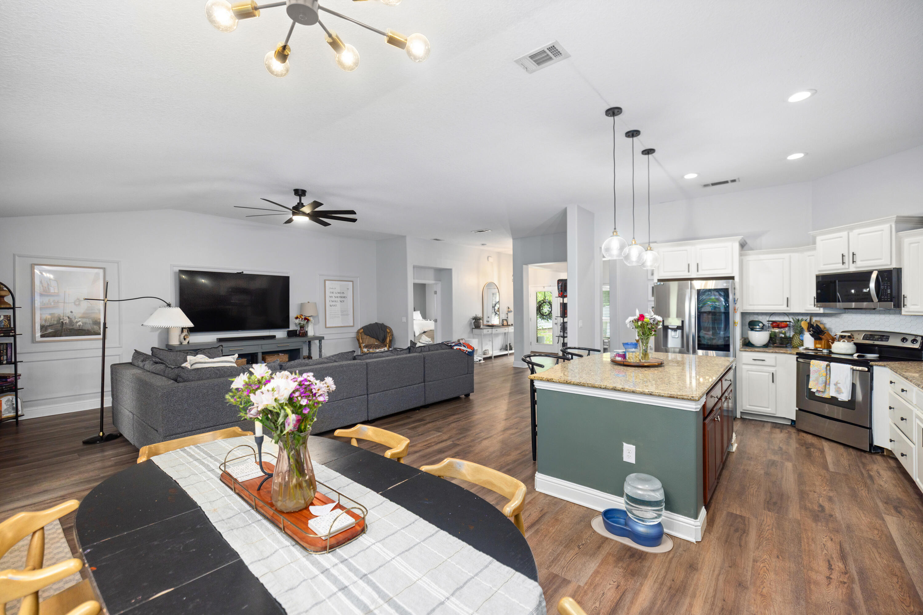 BROOKE ESTATES PH III - Residential