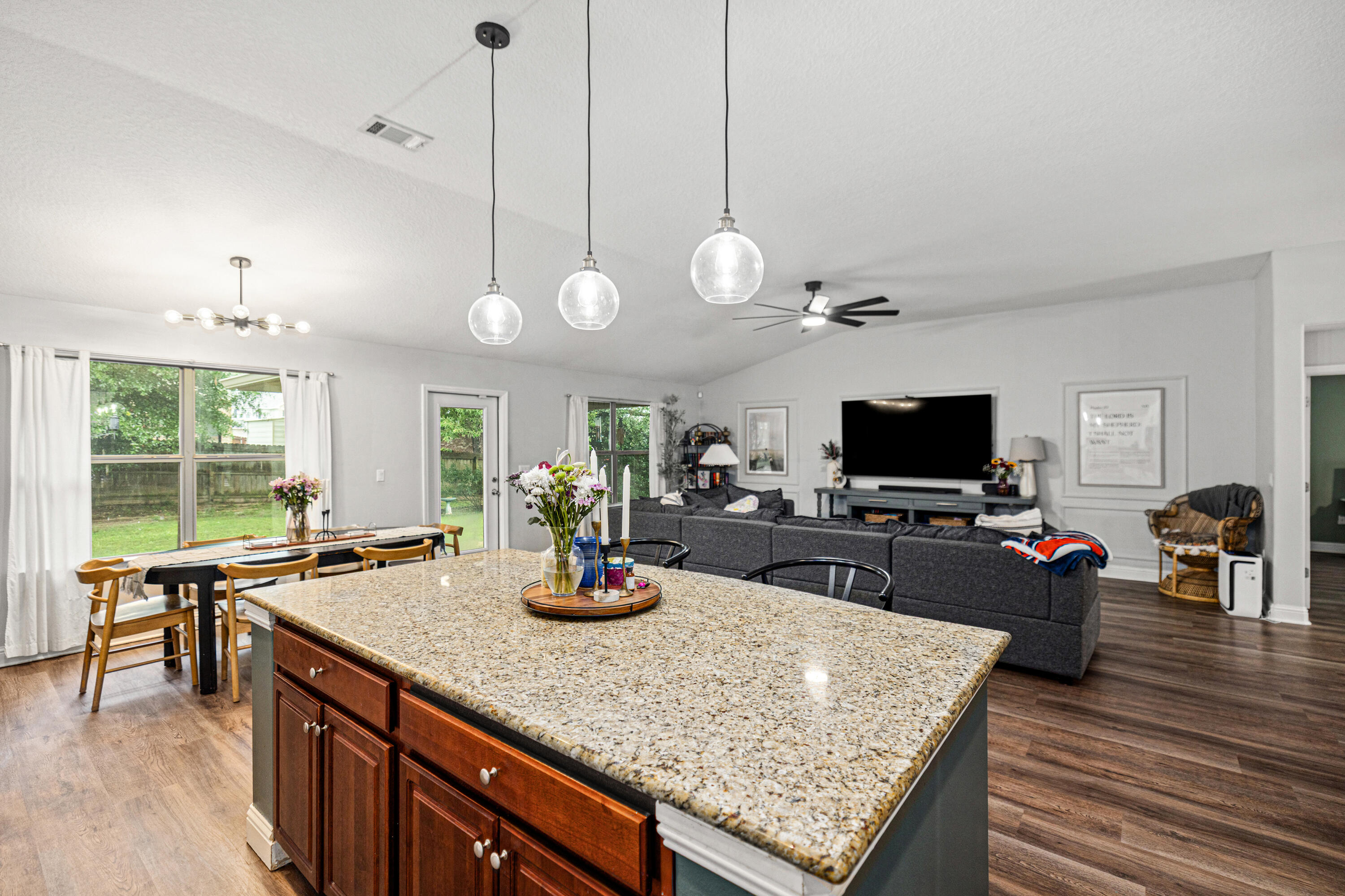 BROOKE ESTATES PH III - Residential