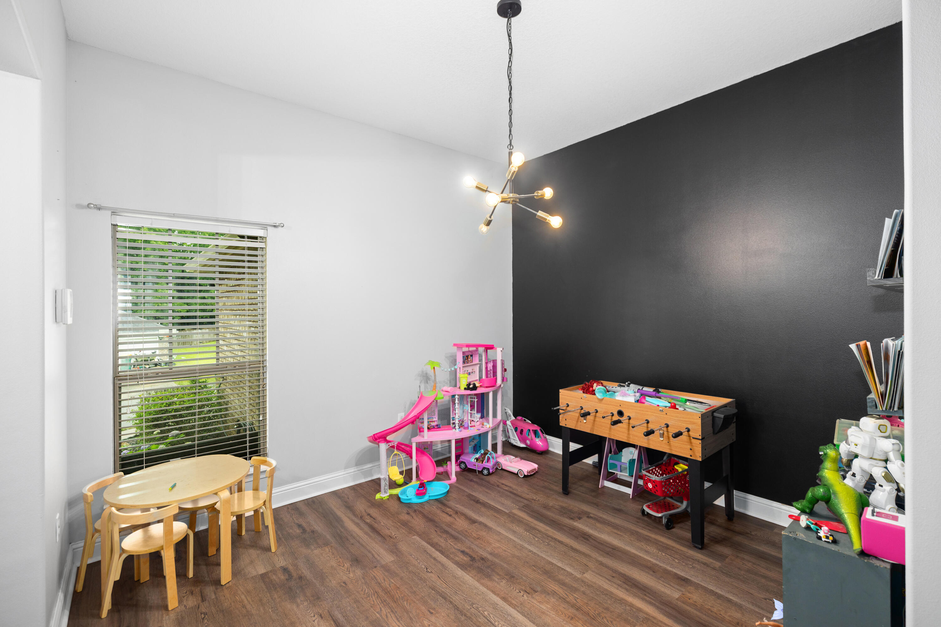 BROOKE ESTATES PH III - Residential