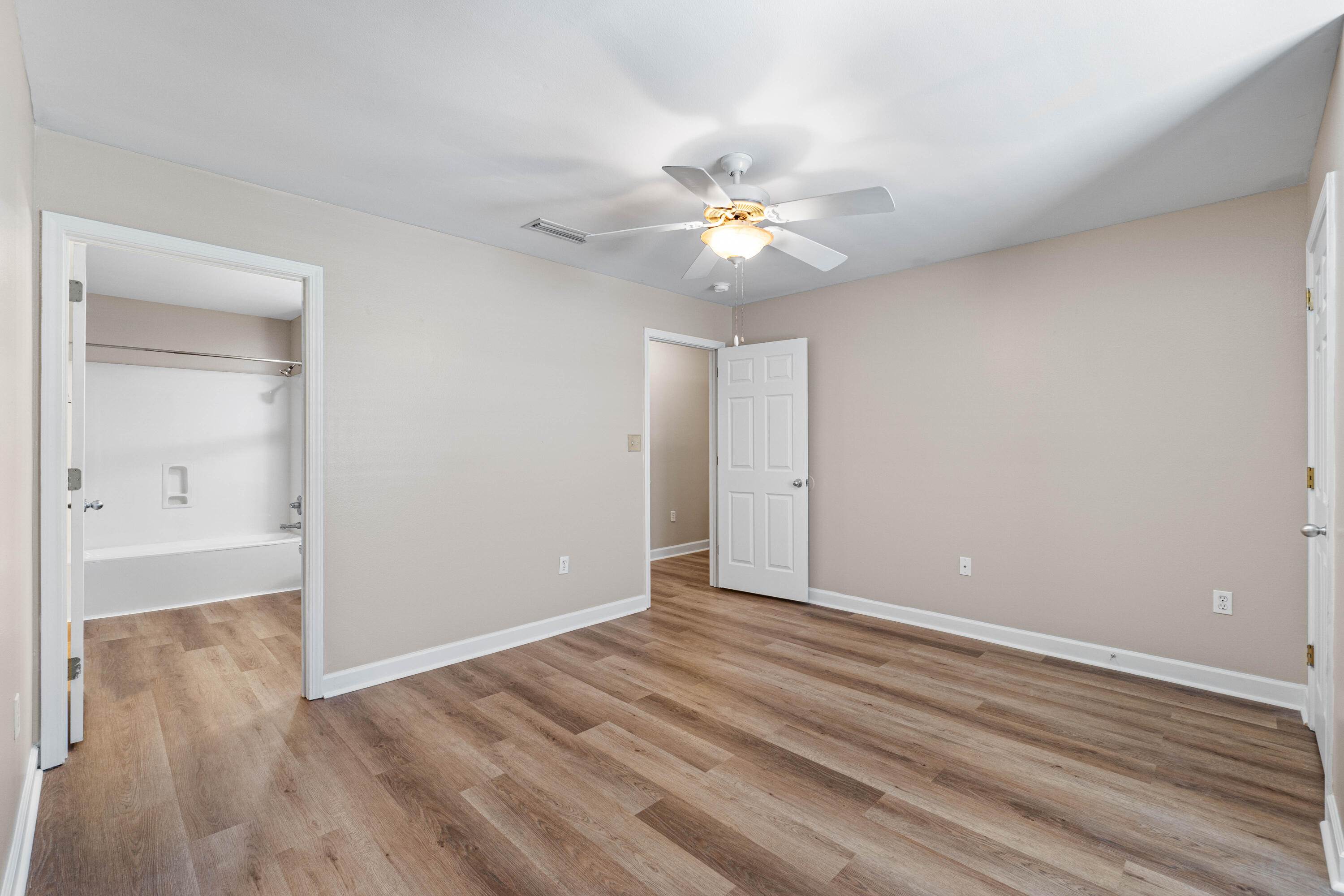 CARONDOLET T/H - Residential Lease