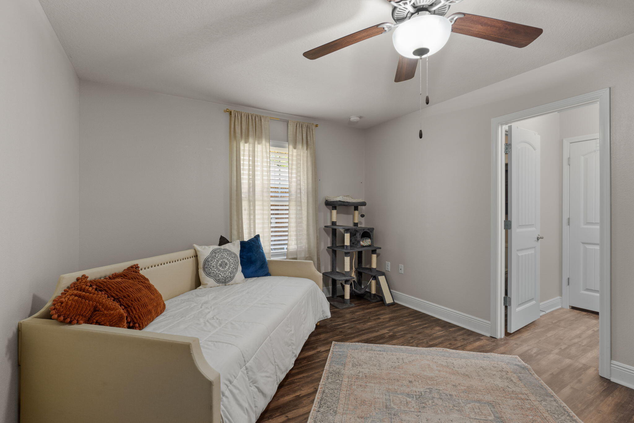 Holley-Navarre - Residential