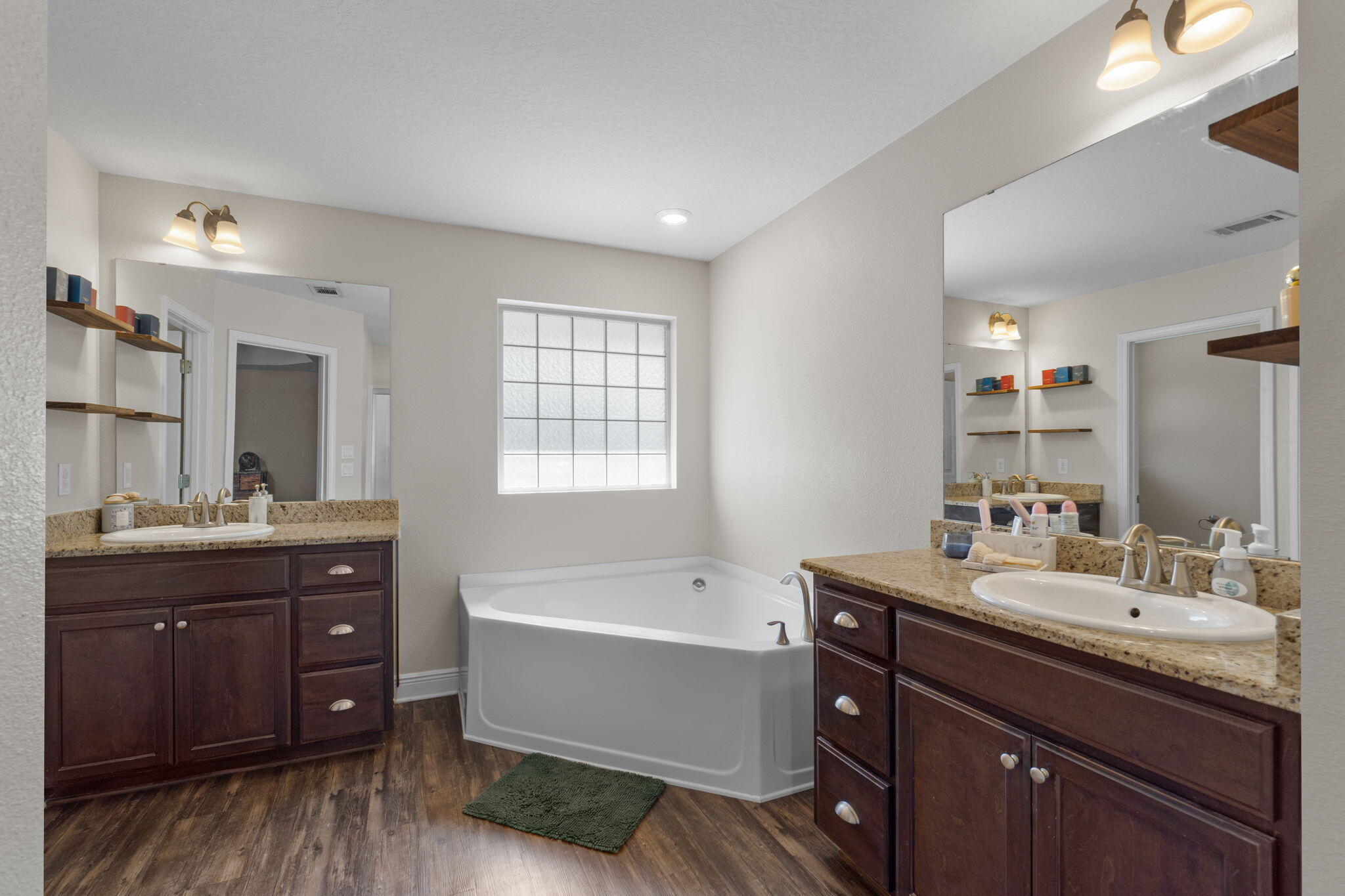 Holley-Navarre - Residential