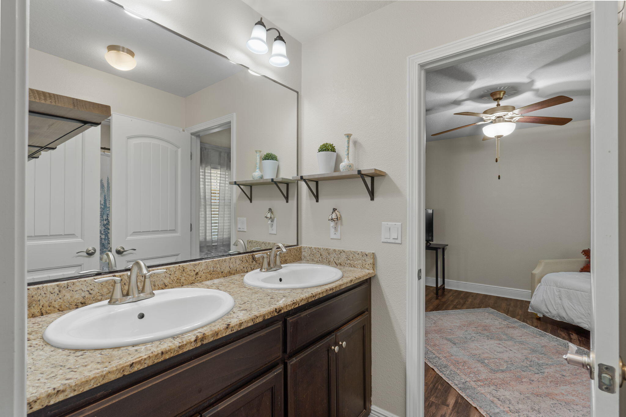 Holley-Navarre - Residential