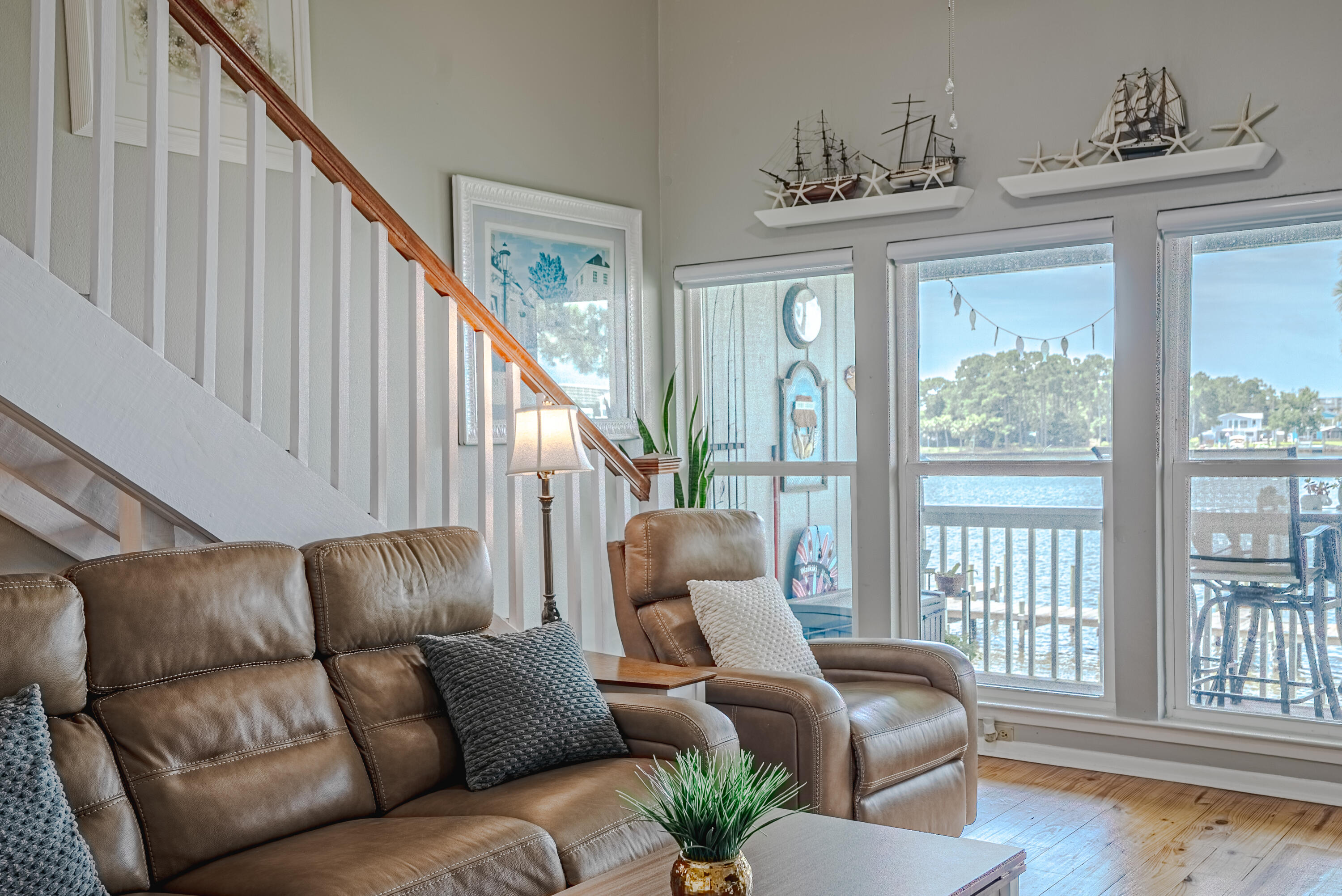 DOCKSIDE NORTH CONDO - Residential